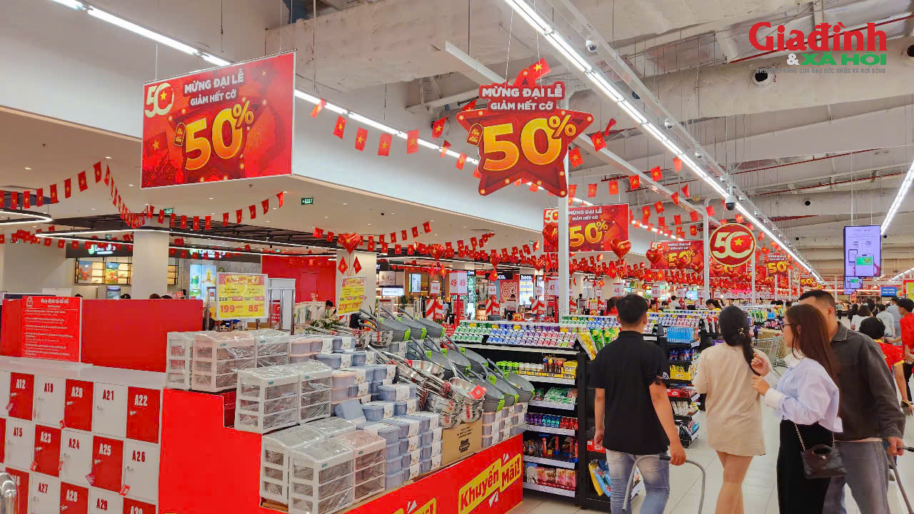 Nhiều mặt hàng điện lạnh vừa giảm giá, vừa tặng thêm khuyến mại dịp nghỉ lễ 30/4-1/5- Ảnh 3. Nhiều mặt hàng điện lạnh vừa giảm giá, vừa tặng thêm khuyến mại dịp nghỉ lễ 30/4-1/5- Ảnh 3.