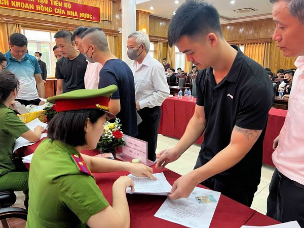 Công an Hà Nội công bố quyết định đặc xá cho 139 phạm nhân- Ảnh 3.