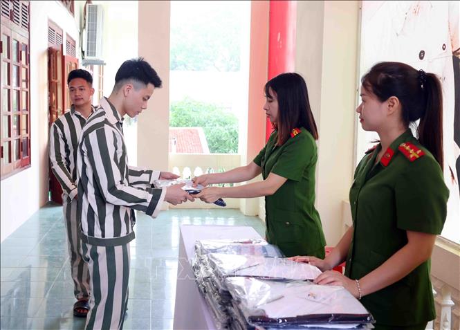 Lễ công bố Quyết định đặc xá của Chủ tịch nước năm 2025- Ảnh 9. Lễ công bố Quyết định đặc xá của Chủ tịch nước năm 2025- Ảnh 9.