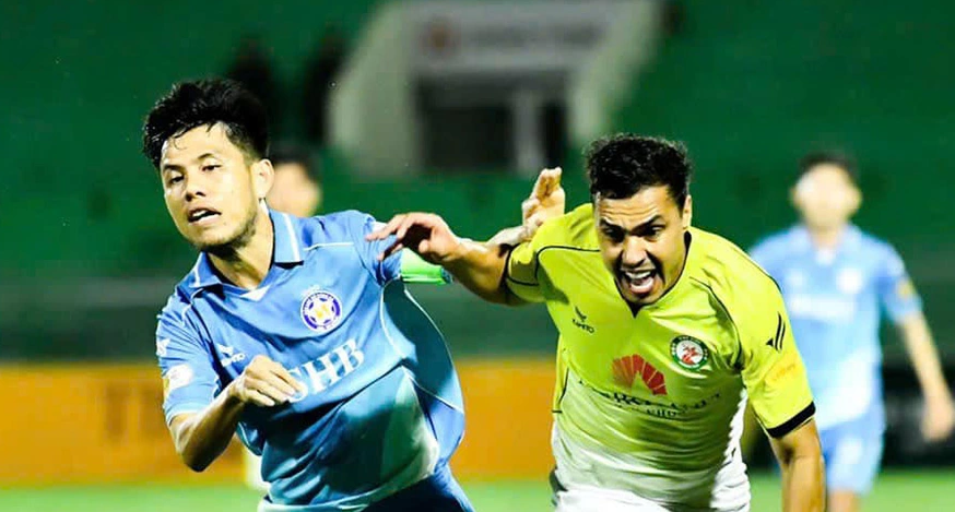 Vòng 22 V-League 2024 - 2025: Đi tìm chủ nhân suất xuống hạng- Ảnh 2. Vòng 22 V-League 2024 - 2025: Đi tìm chủ nhân suất xuống hạng- Ảnh 2.