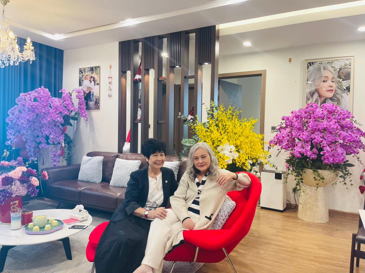 'Mỹ nhân màn ảnh' Hoàng Cúc 14 năm chống chọi bệnh ung thư, tuổi xế chiều ra sao?- Ảnh 4. 'Mỹ nhân màn ảnh' Hoàng Cúc 14 năm chống chọi bệnh ung thư, tuổi xế chiều ra sao?- Ảnh 4.