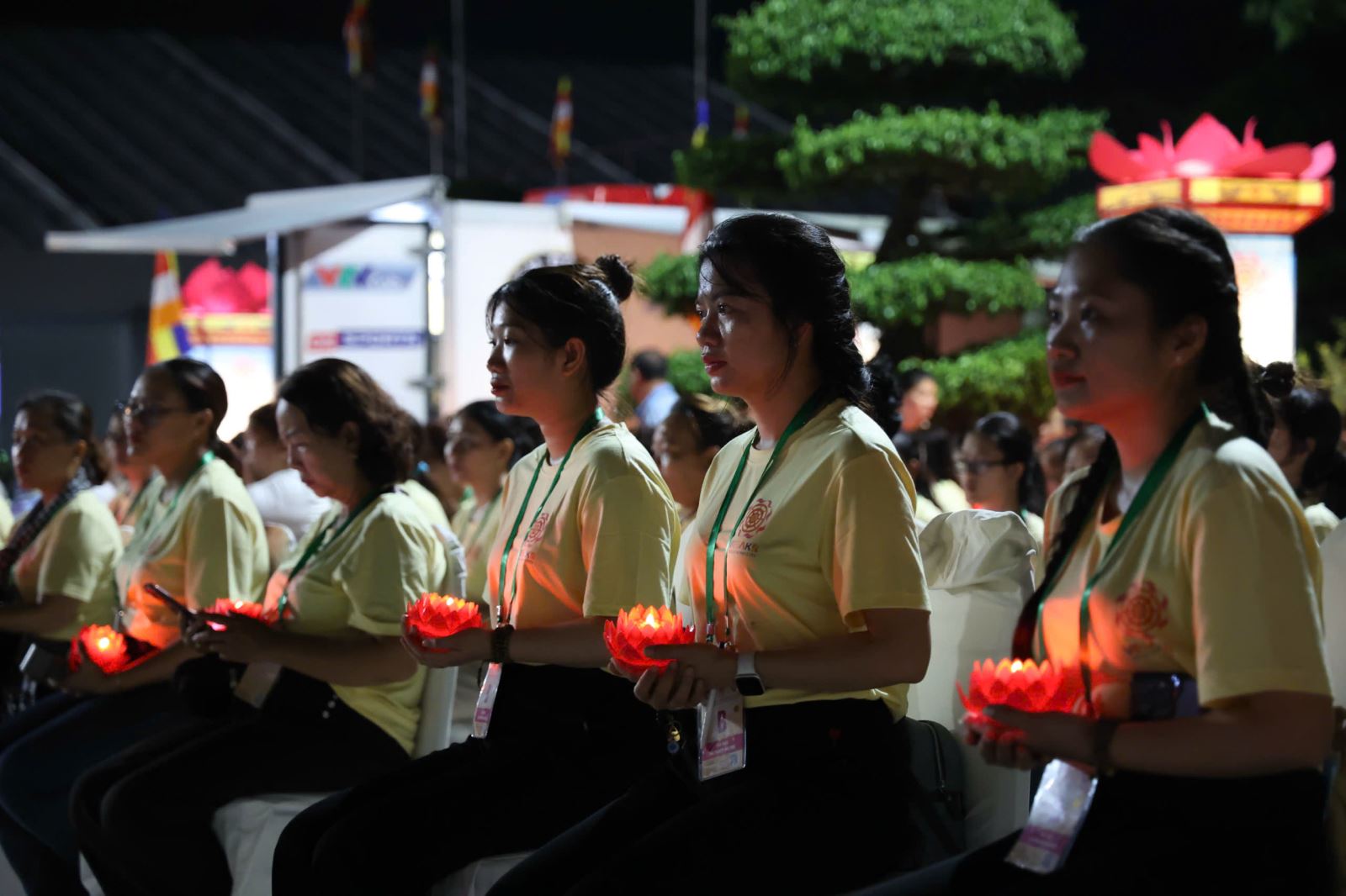 Bạn bè quốc tế ấn tượng với Đại lễ Vesak 2025 tại Việt Nam- Ảnh 3. Bạn bè quốc tế ấn tượng với Đại lễ Vesak 2025 tại Việt Nam- Ảnh 3.