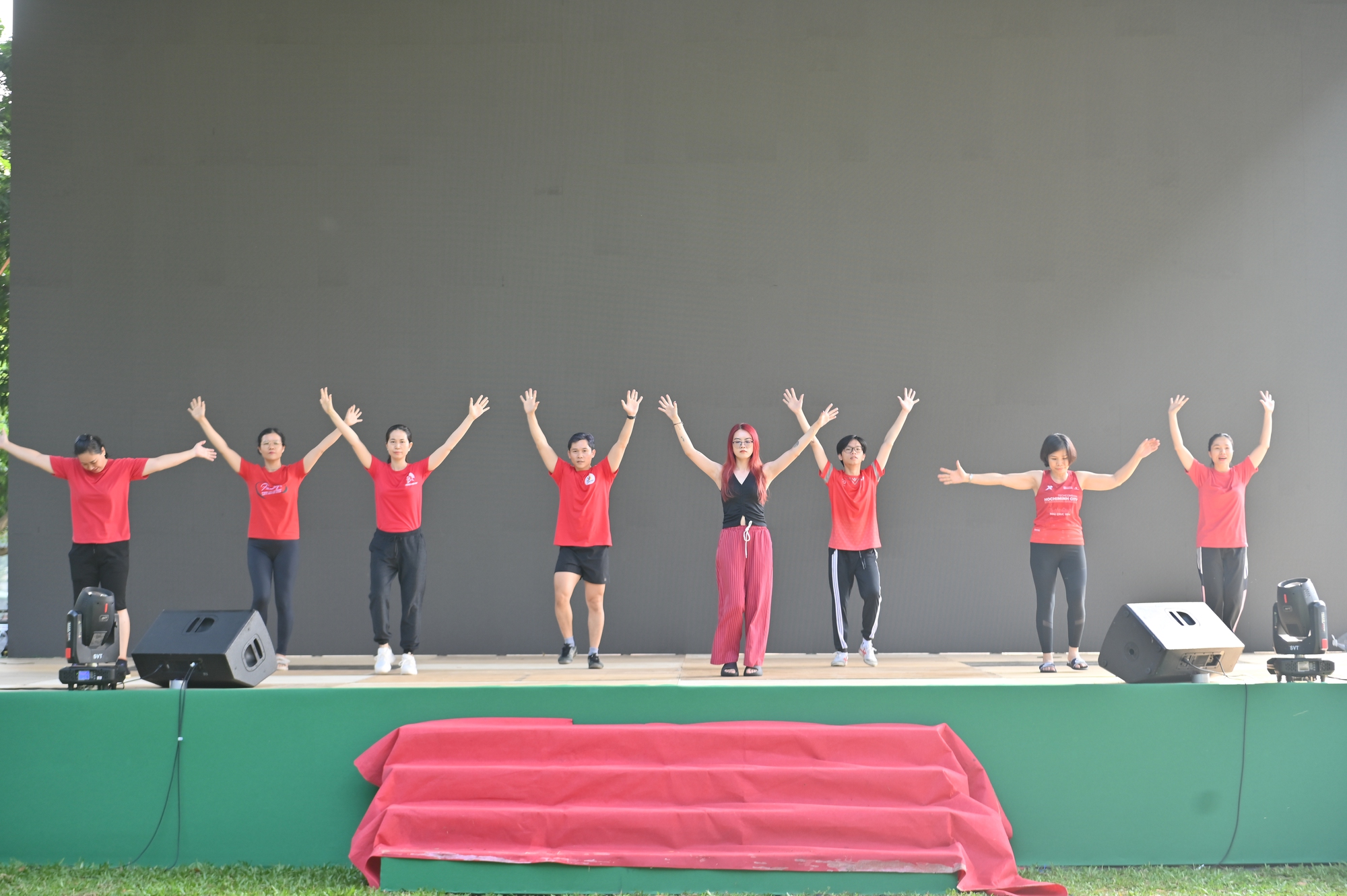 20 đội chơi khuấy động buổi tổng duyệt 'Ngày Dinh dưỡng Cộng đồng Việt Nam' lần 4- Ảnh 4. 20 đội chơi khuấy động buổi tổng duyệt 'Ngày Dinh dưỡng Cộng đồng Việt Nam' lần 4- Ảnh 4.