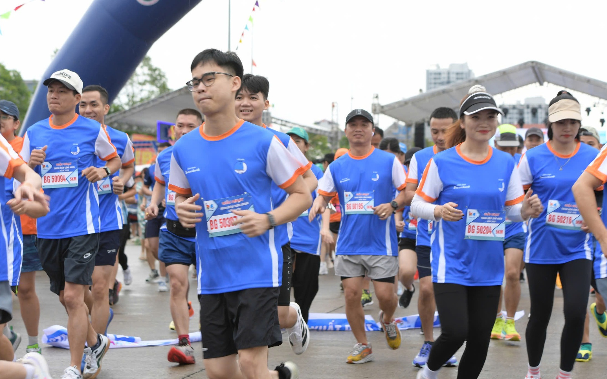 1.000 công nhân tại khu công nghiệp, chế xuất được khám sức khỏe miễn phí- Ảnh 11. 1.000 công nhân tại khu công nghiệp, chế xuất được khám sức khỏe miễn phí- Ảnh 11.