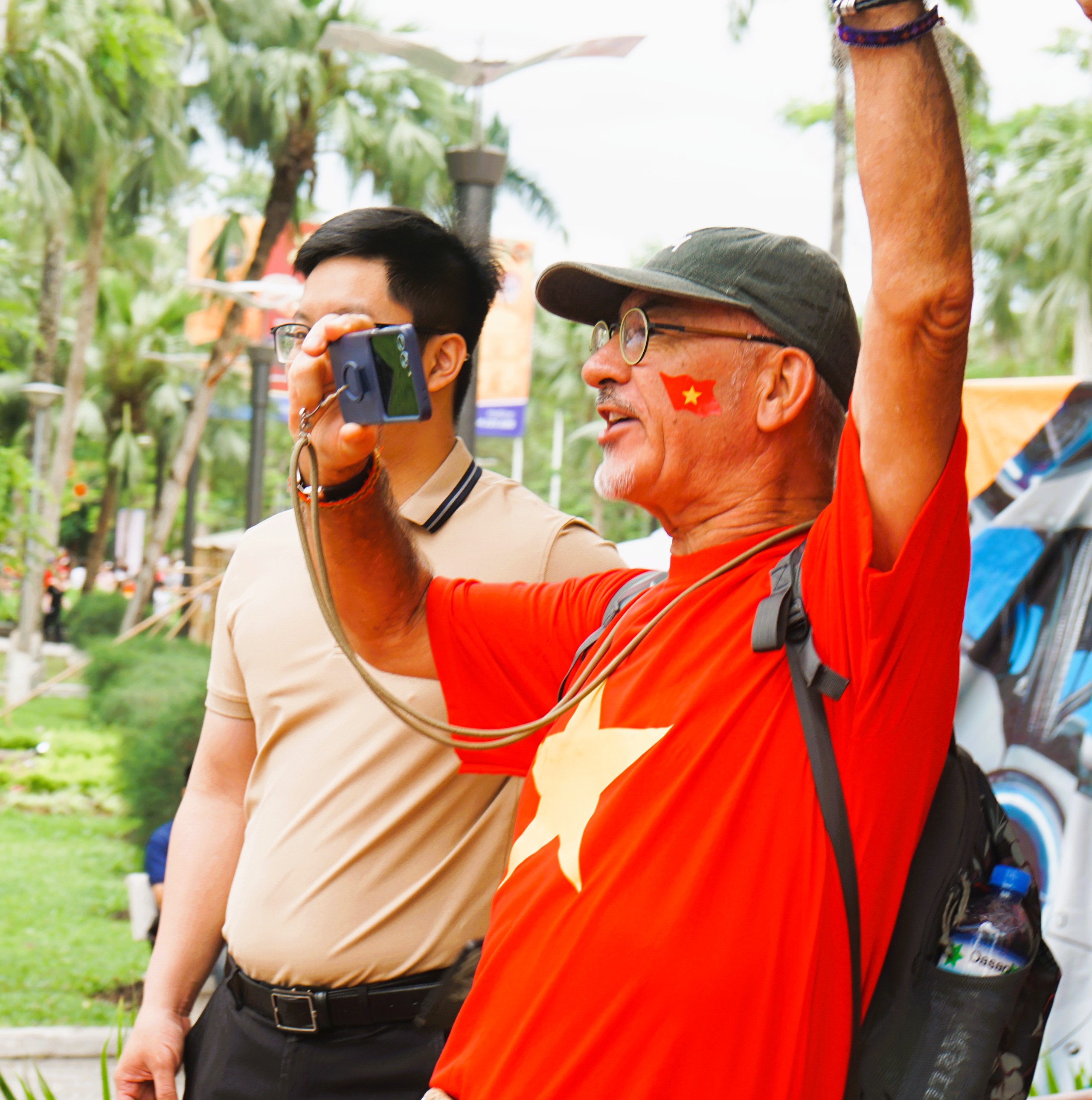 Rực rỡ sắc màu Lễ duyệt đội ngũ và diễu hành quần chúng chào mừng 70 năm Ngày Giải phóng Hải Phòng- Ảnh 6. Rực rỡ sắc màu Lễ duyệt đội ngũ và diễu hành quần chúng chào mừng 70 năm Ngày Giải phóng Hải Phòng- Ảnh 6.