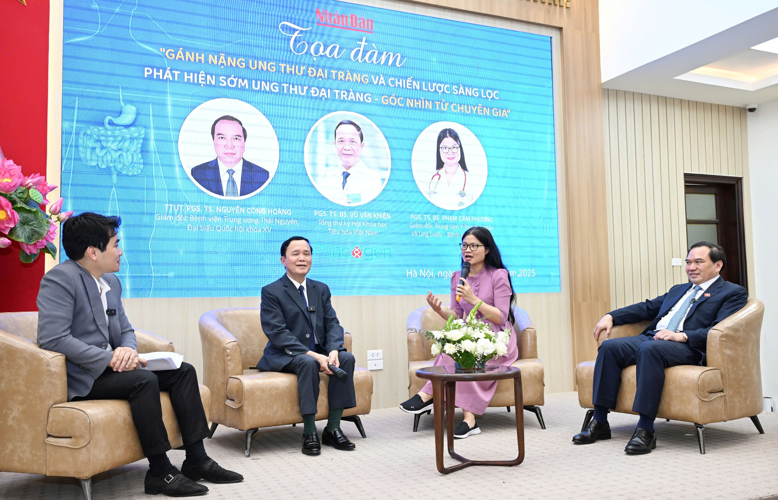 Căn bệnh ung thư gây ra gần 8.500 ca tử vong mỗi năm ở Việt Nam, có người 20 tuổi đã mắc- Ảnh 1. Căn bệnh ung thư gây ra gần 8.500 ca tử vong mỗi năm ở Việt Nam, có người 20 tuổi đã mắc- Ảnh 1.