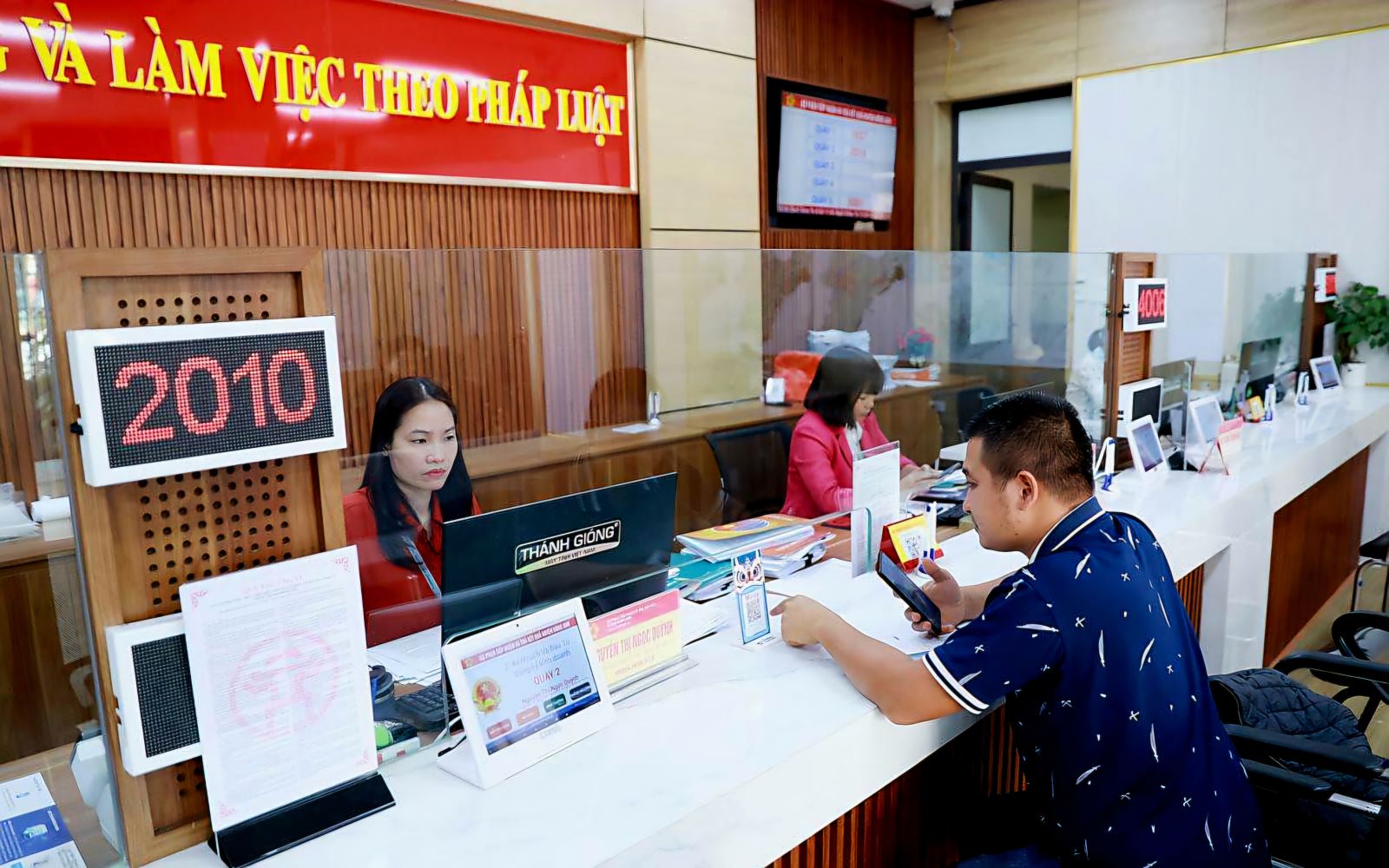 Người dân Hà Nội có thể thực hiện trực tuyến một số thủ tục về đất đai từ ngày 20/5