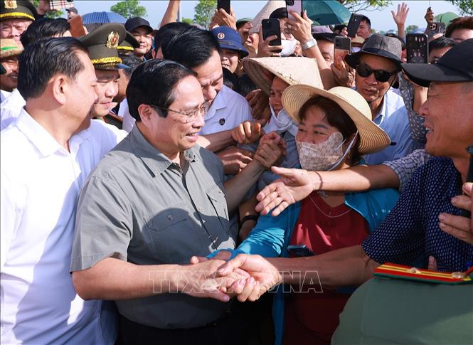 Thủ tướng dự Lễ khởi công dự án cao tốc Ninh Bình - Hải Phòng- Ảnh 5. Thủ tướng dự Lễ khởi công dự án cao tốc Ninh Bình - Hải Phòng- Ảnh 5.
