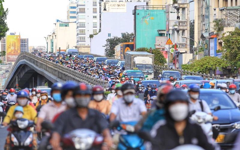 Quy chuẩn khí thải mới, ô tô nào bị cấm lưu hành ở Hà Nội và TP.HCM?
