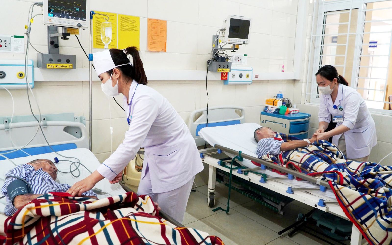 Điều dưỡng - người thầm lặng đồng hành cùng bệnh nhân