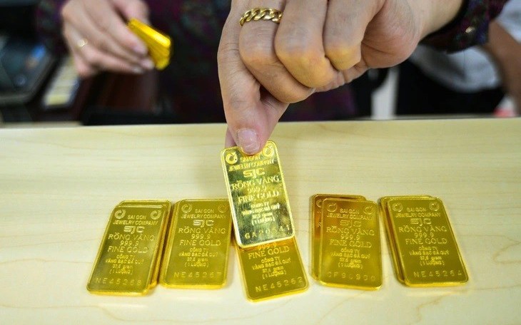 Giá vàng hôm nay ngày 13/5 đảo chiều tăng cực mạnh