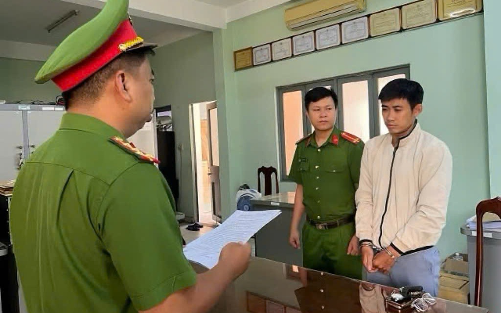 Tạm giam giám đốc trẻ lừa đảo hơn 2 tỷ