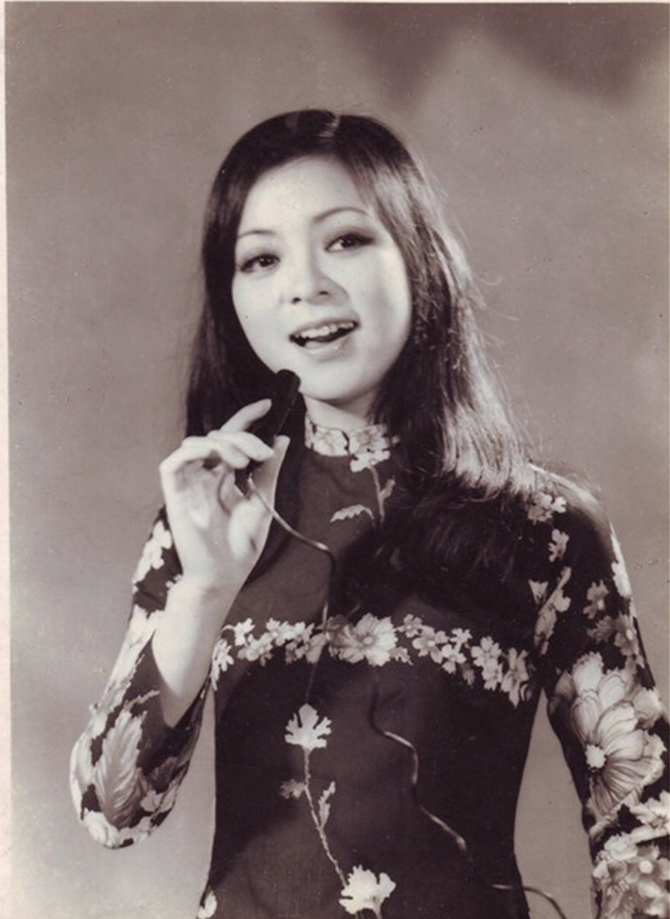 Sau 25 năm 'chiến thắng' ung thư, cuộc sống của Ái Vân thế nào?- Ảnh 1. Sau 25 năm 'chiến thắng' ung thư, cuộc sống của Ái Vân thế nào?- Ảnh 1.