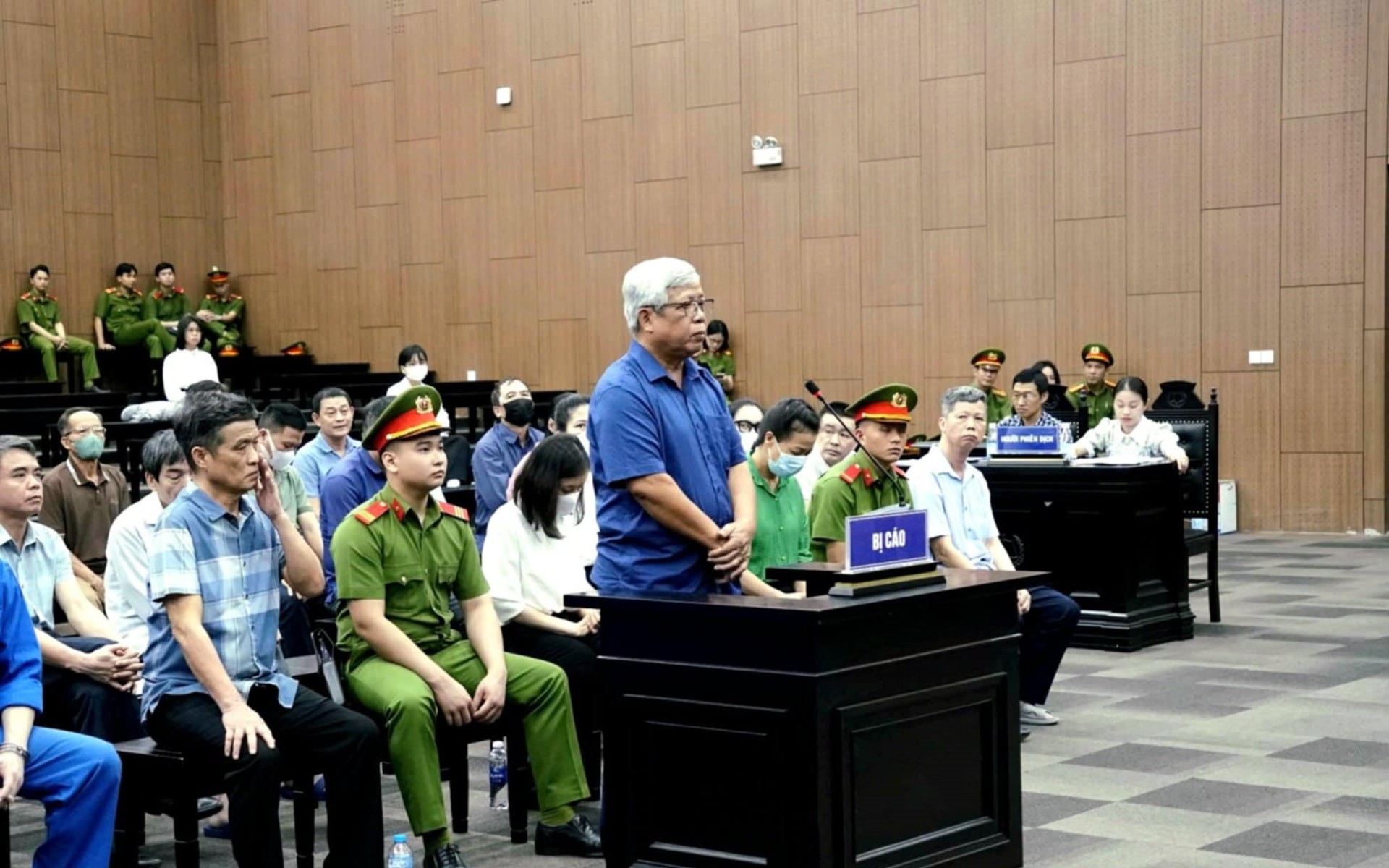 Cựu Thứ trưởng Nguyễn Linh Ngọc được đề nghị án treo trong vụ đất hiếm