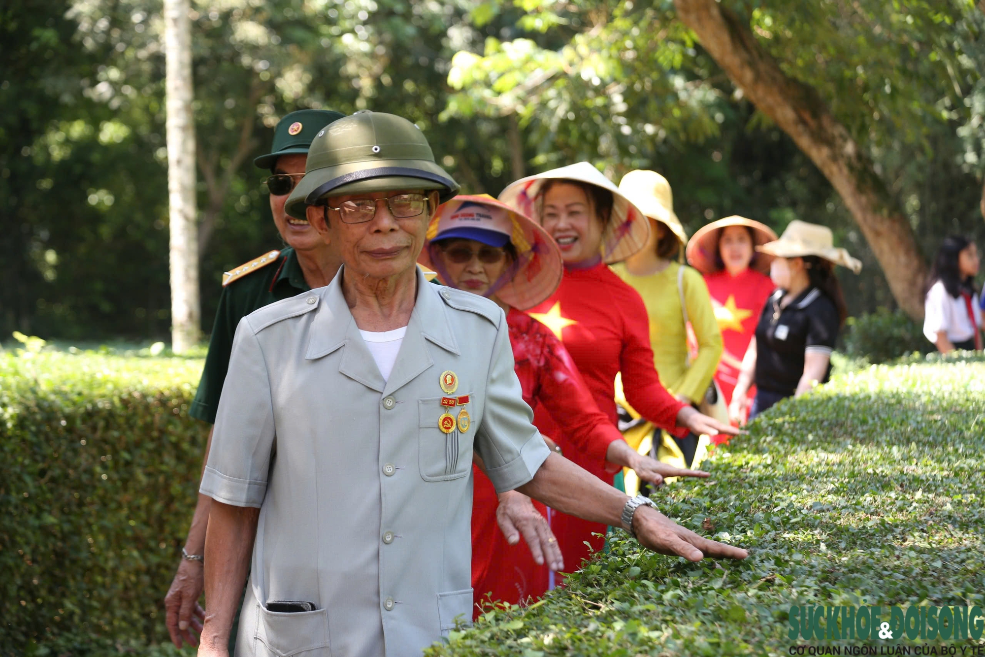 Tháng 5, về thăm làng Sen bồi hồi nhớ Bác- Ảnh 7. Tháng 5, về thăm làng Sen bồi hồi nhớ Bác- Ảnh 7.