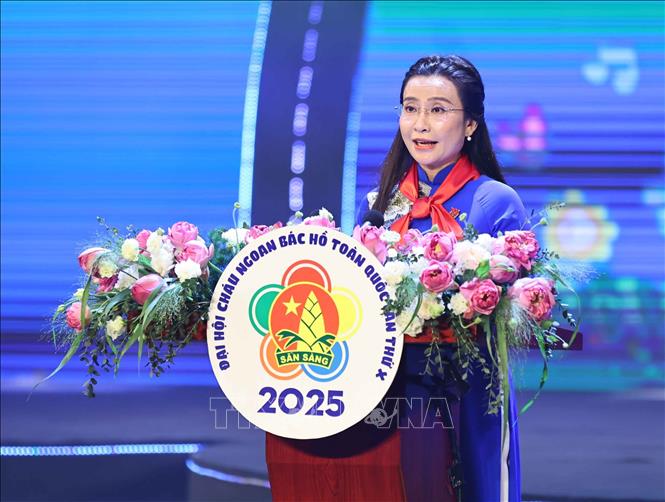 Chủ tịch nước Lương Cường dự Lễ tuyên dương Cháu ngoan Bác Hồ toàn quốc lần thứ X- Ảnh 7. Chủ tịch nước Lương Cường dự Lễ tuyên dương Cháu ngoan Bác Hồ toàn quốc lần thứ X- Ảnh 7.