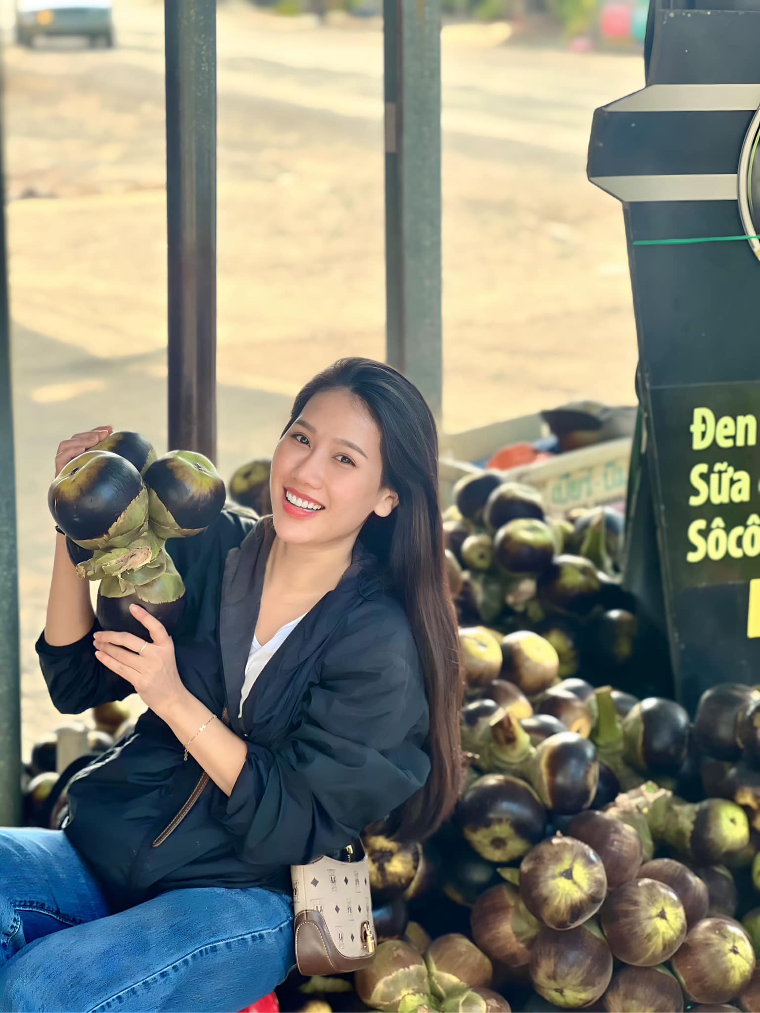 Bà mẹ một con gây chú ý ở 'Điểm hẹn tài năng', ngoài đời là Trung uý quân đội, sở hữu nhiều thành tích 'không phải dạng vừa'- Ảnh 8. Bà mẹ một con gây chú ý ở 'Điểm hẹn tài năng', ngoài đời là Trung uý quân đội, sở hữu nhiều thành tích 'không phải dạng vừa'- Ảnh 8.