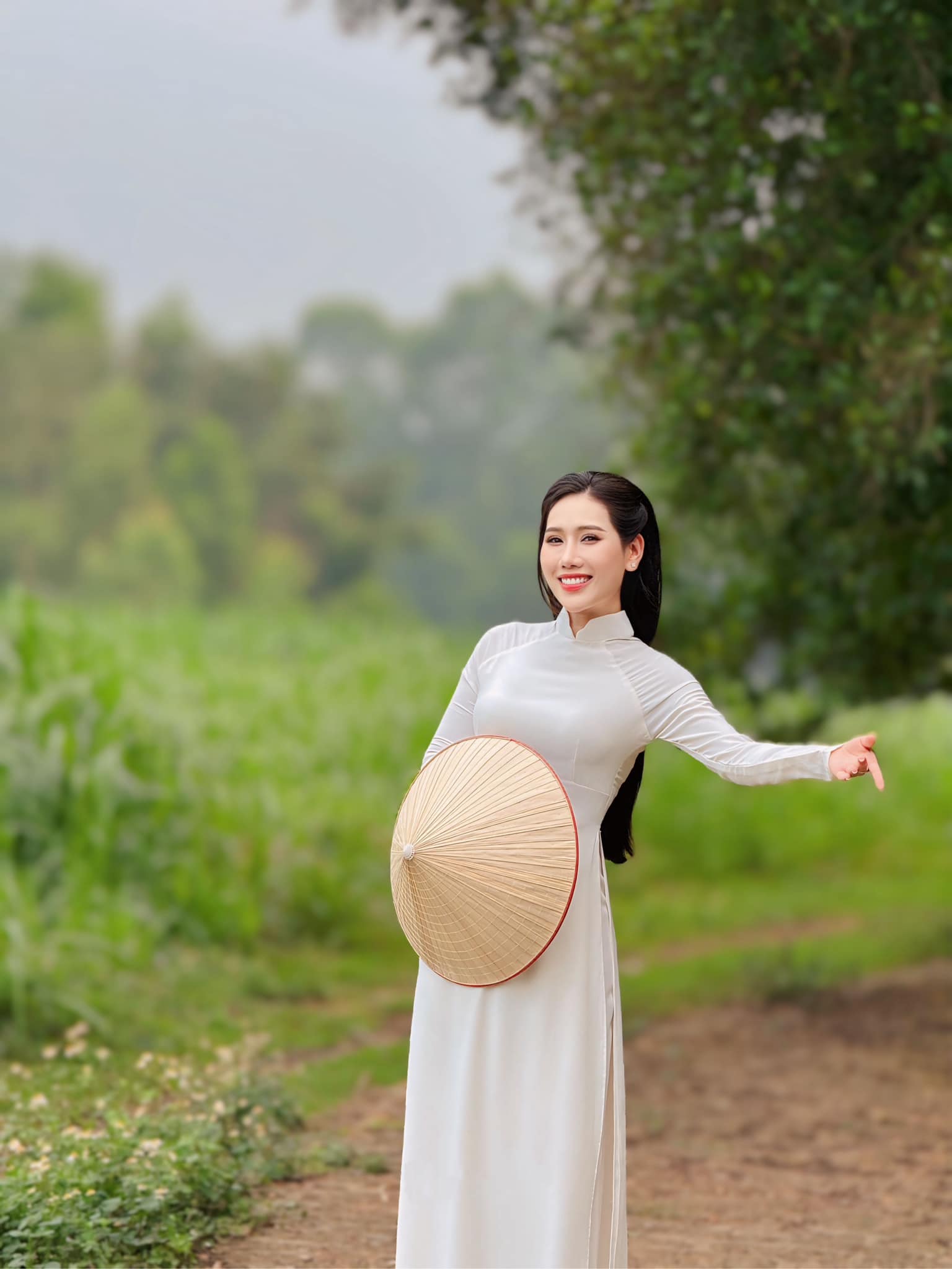 Bà mẹ một con gây chú ý ở 'Điểm hẹn tài năng', ngoài đời là Trung uý quân đội, sở hữu nhiều thành tích 'không phải dạng vừa'- Ảnh 7. Bà mẹ một con gây chú ý ở 'Điểm hẹn tài năng', ngoài đời là Trung uý quân đội, sở hữu nhiều thành tích 'không phải dạng vừa'- Ảnh 7.