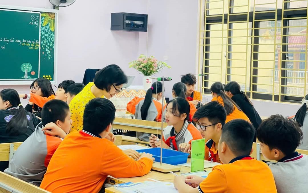 Dự thảo về trả lương dạy thêm giờ: Giáo viên kỳ vọng nhưng vẫn lo ngại