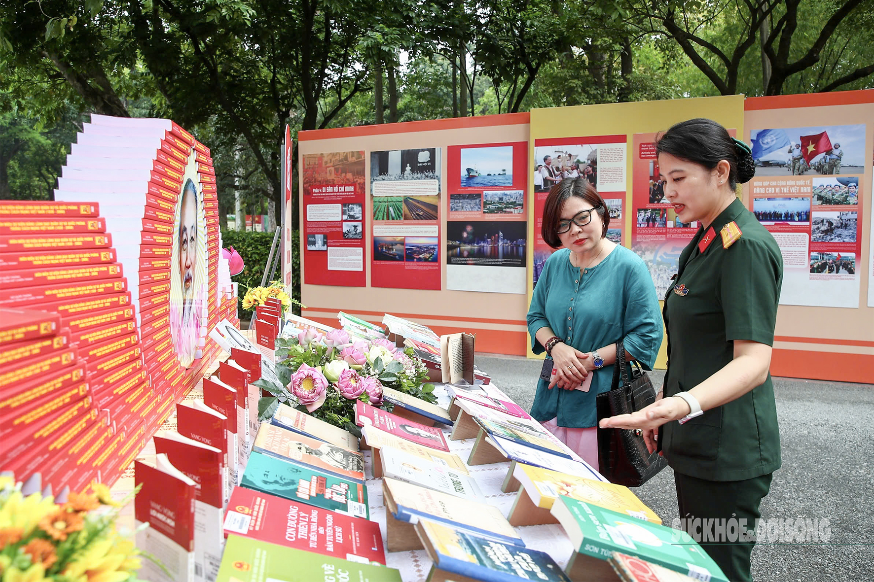 Khai mạc triển lãm Quốc gia về 'Chủ tịch Hồ Chí Minh - Tinh hoa dân tộc, tầm vóc thời đại'- Ảnh 9.