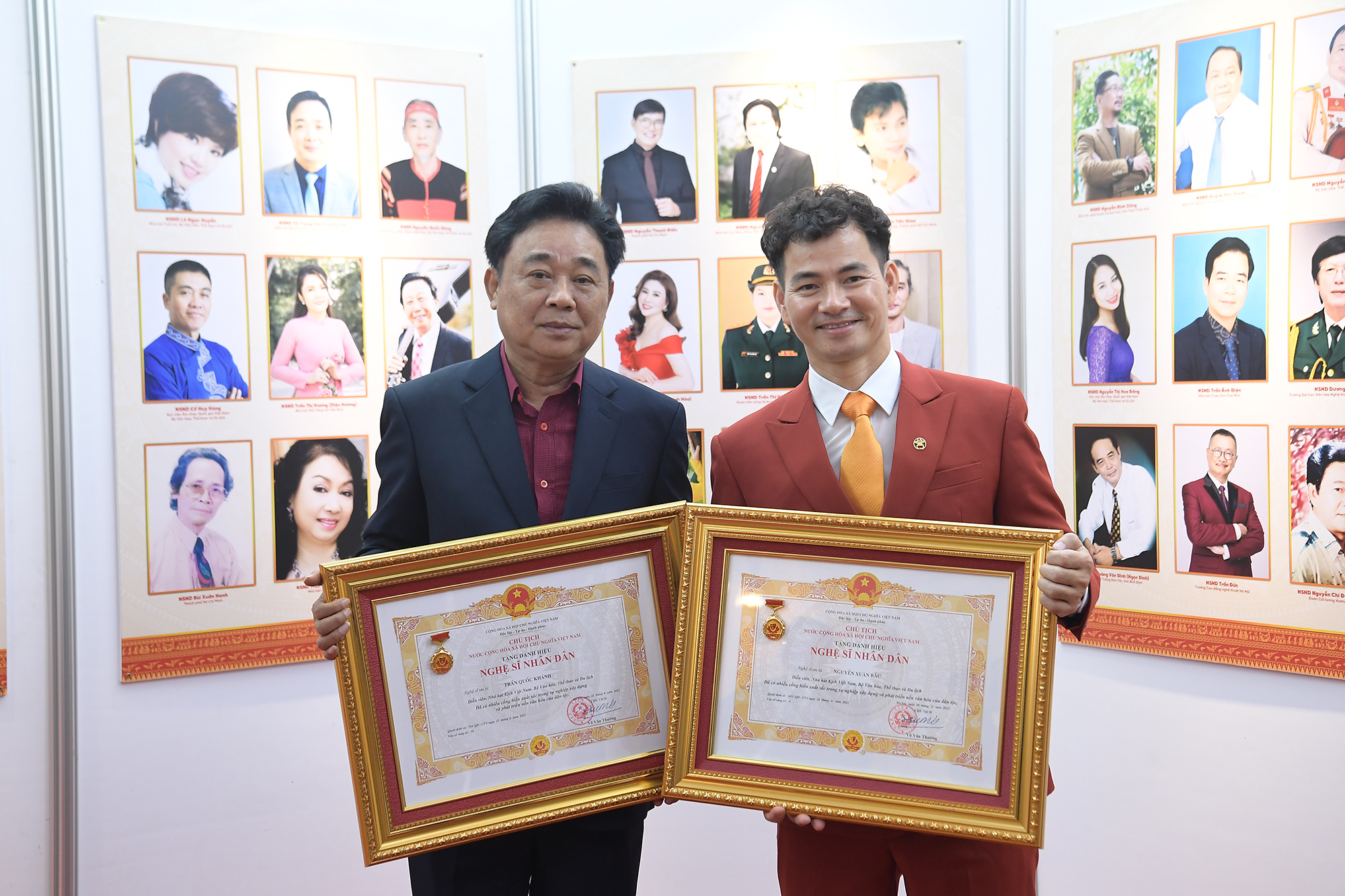 Nam diễn viên từ '12A và 4H' tới 'Táo quân', tuổi U70 sống độc thân trong căn phòng 10 mét vuông- Ảnh 8. Nam diễn viên từ '12A và 4H' tới 'Táo quân', tuổi U70 sống độc thân trong căn phòng 10 mét vuông- Ảnh 8.