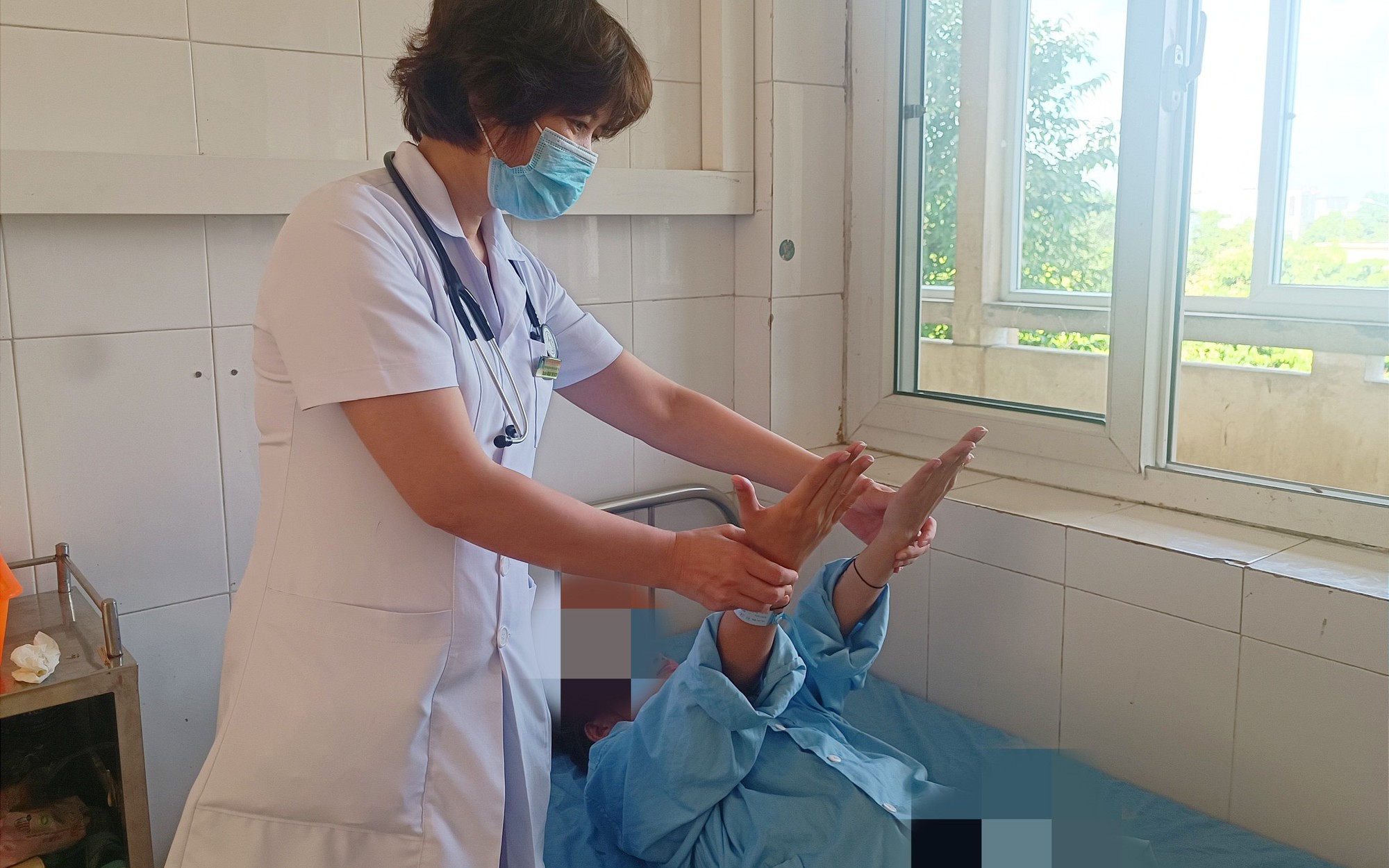 Bác sĩ cảnh báo về cái giá đắt của ‘thú vui quái dị" khi sử dụng khí cười