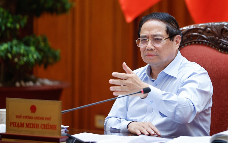 Thủ tướng: Có tình trạng né tránh, sợ trách nhiệm khi thực hiện giải ngân vốn đầu tư công- Ảnh 3. Thủ tướng: ‘Làm cả hàng trăm tấn hàng giả mà không biết thì chỉ có bị mua chuộc hoặc không có ý chí chiến đấu’