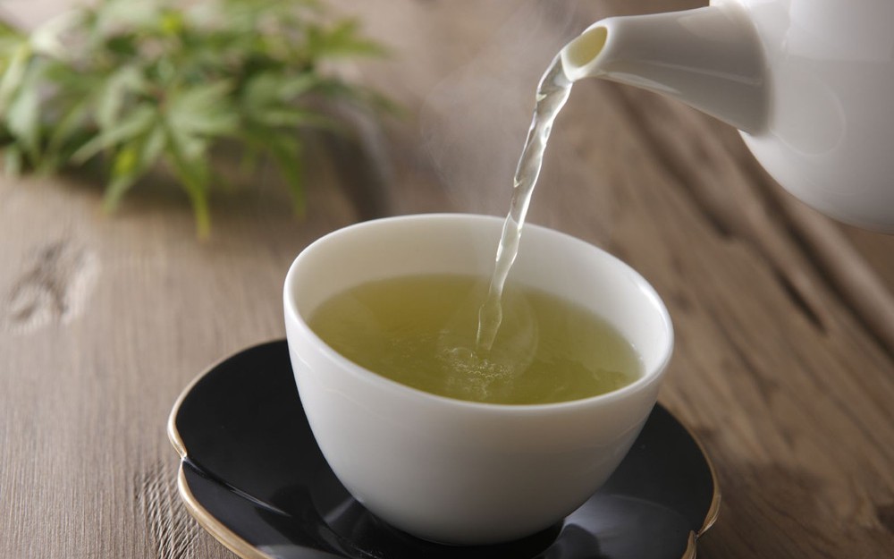 4 lợi ích vượt trội của trà xanh so với cà phê