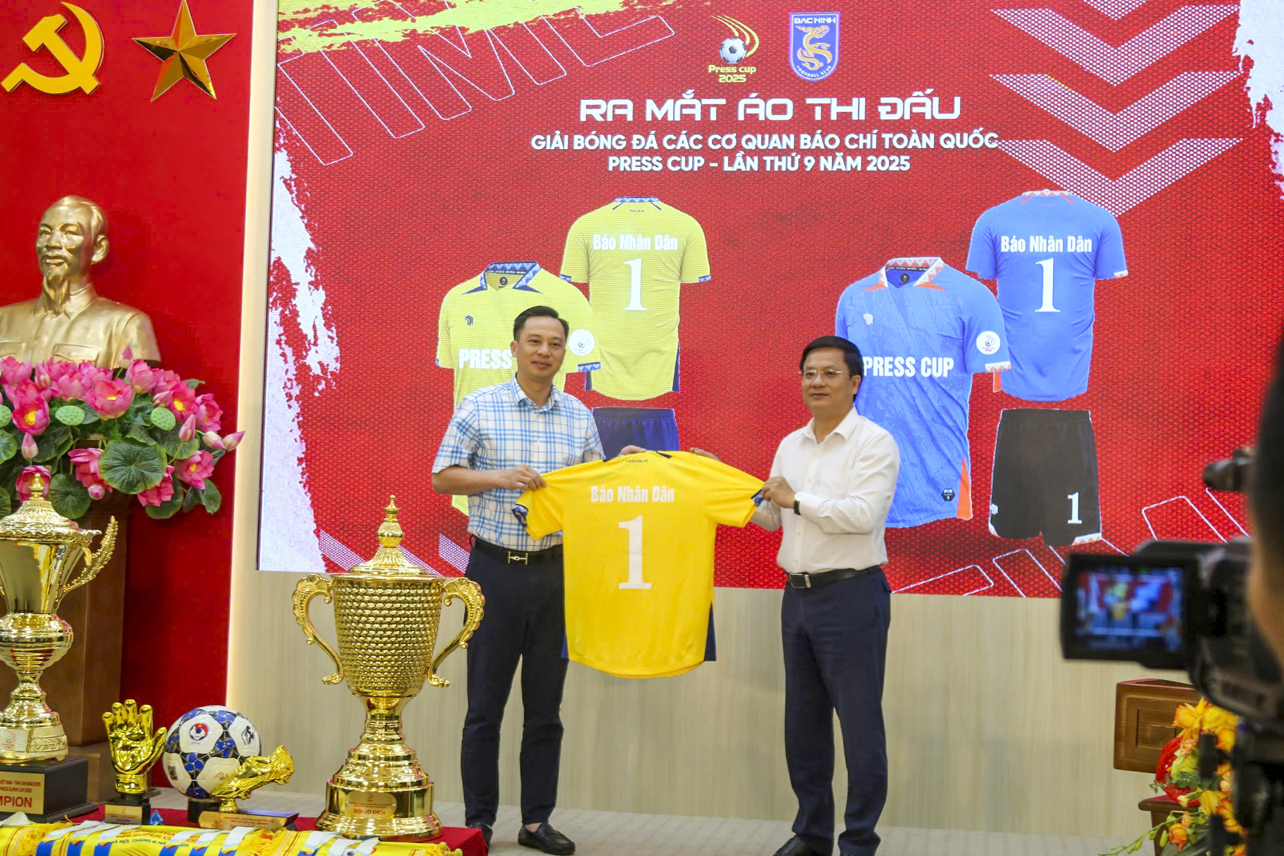 Nhà vô địch Press Cup 2025 sẽ tranh Siêu Cúp với đội bóng báo chí Thái Lan- Ảnh 3. Nhà vô địch Press Cup 2025 sẽ tranh Siêu Cúp với đội bóng báo chí Thái Lan- Ảnh 3.