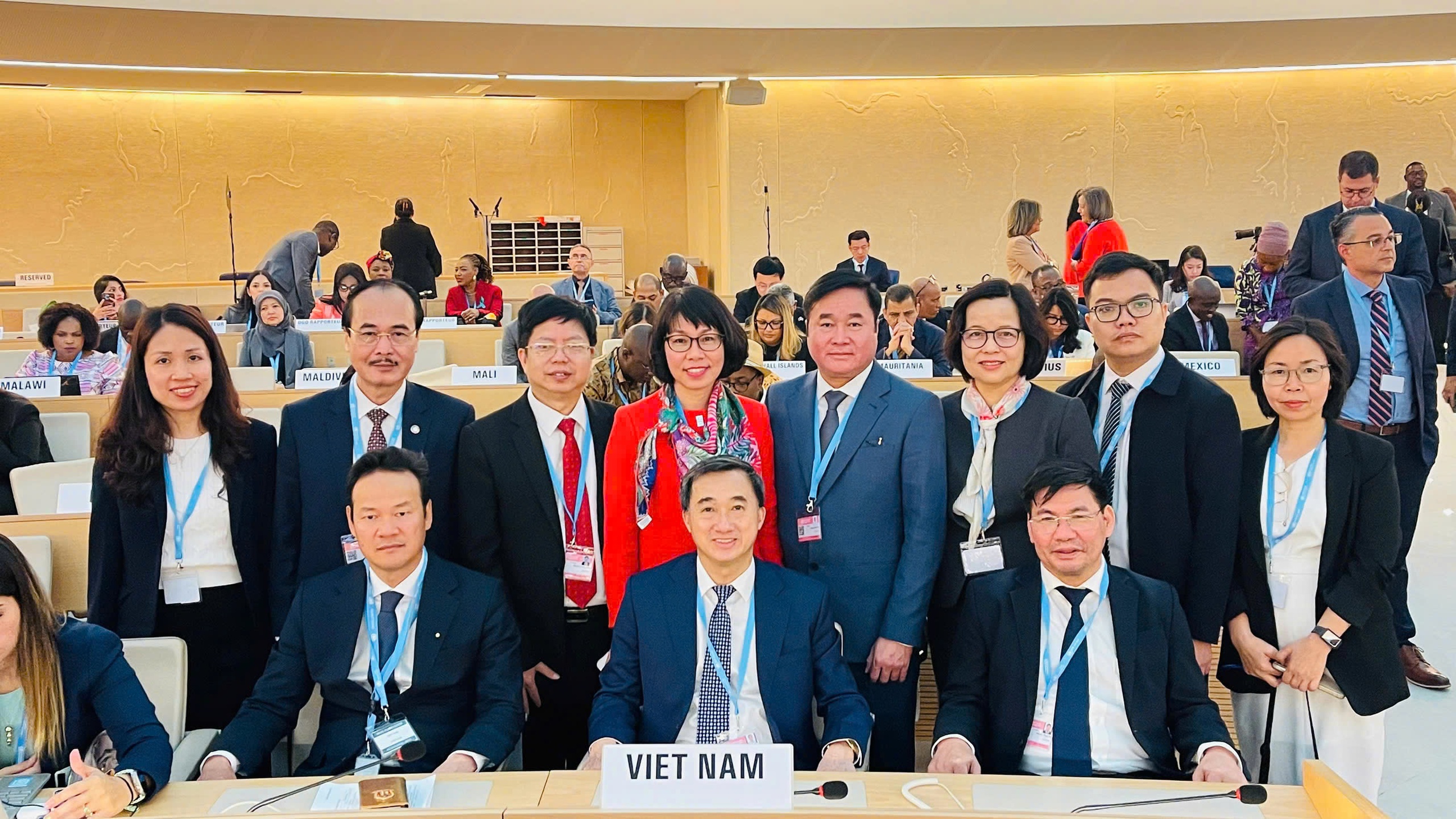 Thứ trưởng Bộ Y tế Trần Văn Thuấn tham dự Kỳ họp lần thứ 78 Đại hội đồng Y tế Thế giới tại Geneva, Thụy Sĩ- Ảnh 1. Thứ trưởng Bộ Y tế Trần Văn Thuấn tham dự Kỳ họp lần thứ 78 Đại hội đồng Y tế Thế giới tại Geneva, Thụy Sĩ- Ảnh 1.