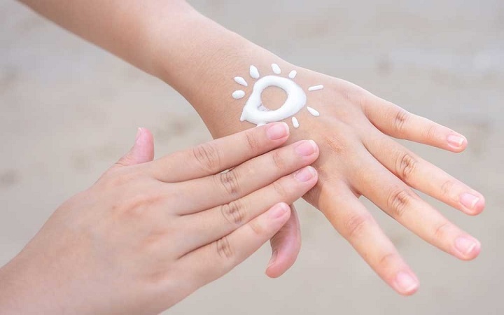 Bộ Y tế yêu cầu rà soát toàn diện các loại kem chống nắng trên toàn quốc, kiểm tra chỉ số SPF