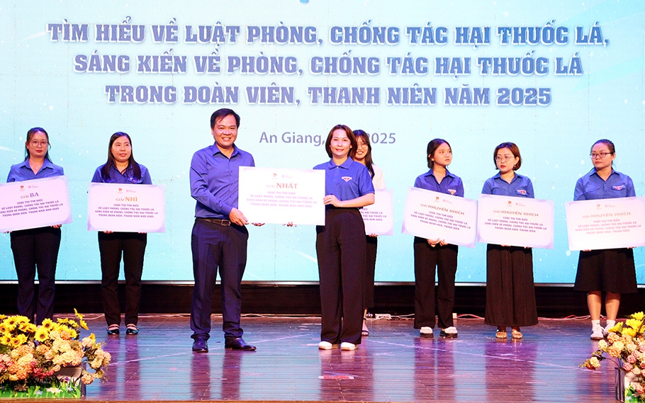Tổ chức cuộc thi Sáng kiến về PCTH của thuốc lá trong đoàn viên, thanh niên