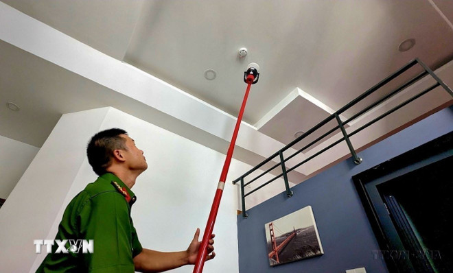 Vi phạm hành chính trong phòng cháy, cứu nạn, cứu hộ bị phạt tới 100 triệu đồng- Ảnh 2. Vi phạm hành chính trong phòng cháy, cứu nạn, cứu hộ bị phạt tới 100 triệu đồng- Ảnh 2.