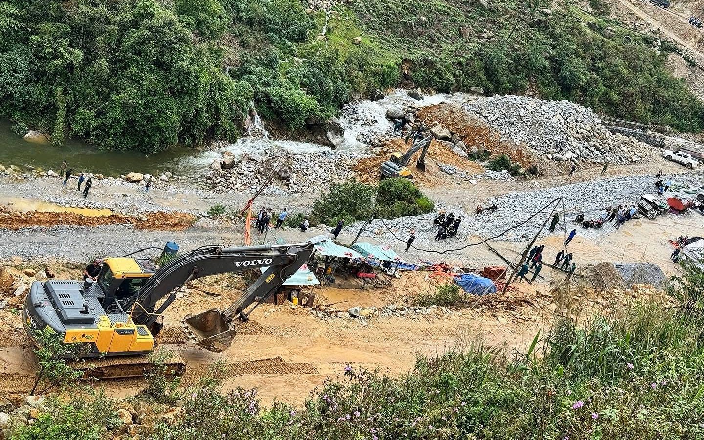 Bộ Xây dựng &quot;cảnh báo đỏ&quot; với việc thi công mùa mưa lũ sau thảm kịch Lai Châu
