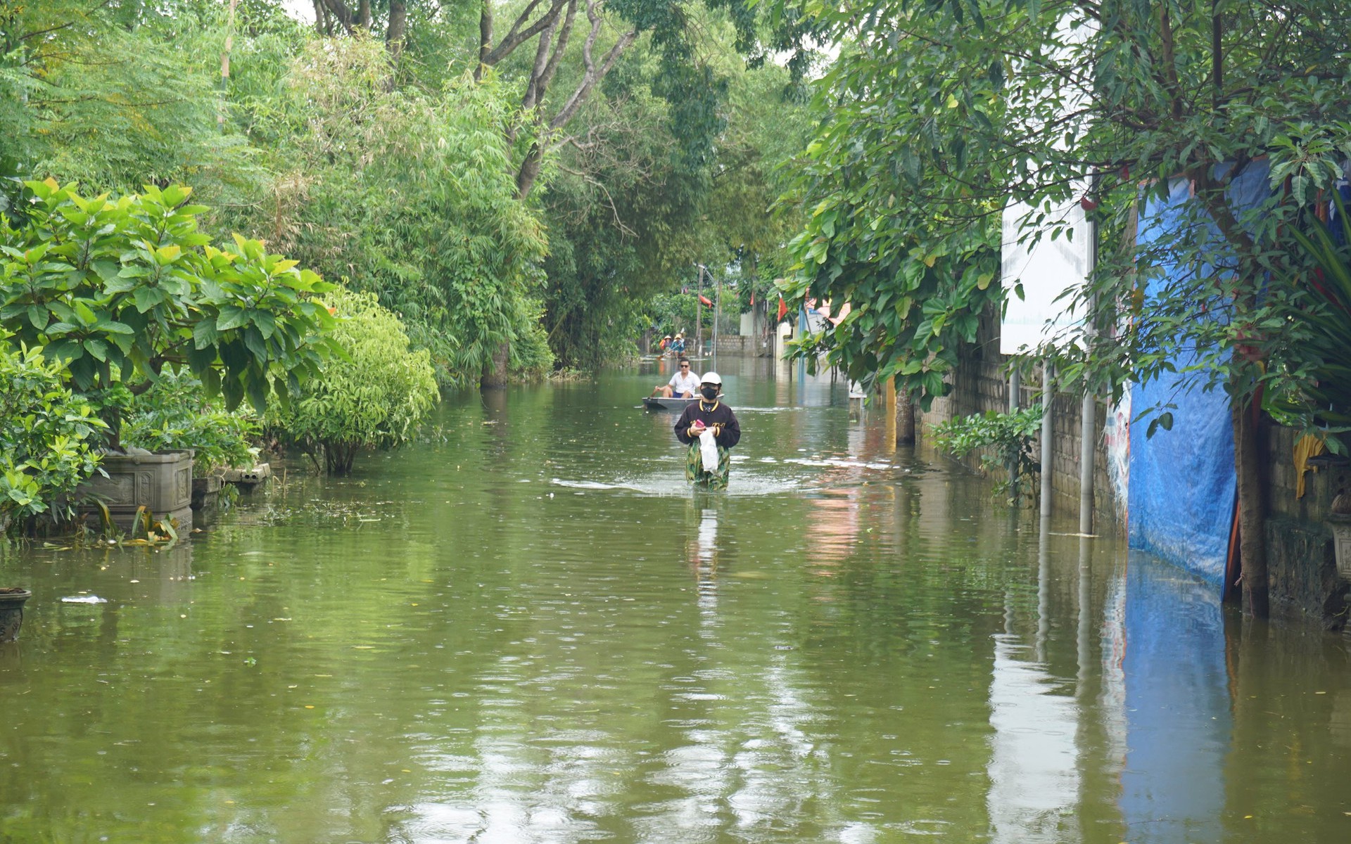 Nắng nóng diện rộng, mưa lớn vượt lịch sử và rủi ro thiên tai trong tháng tới
