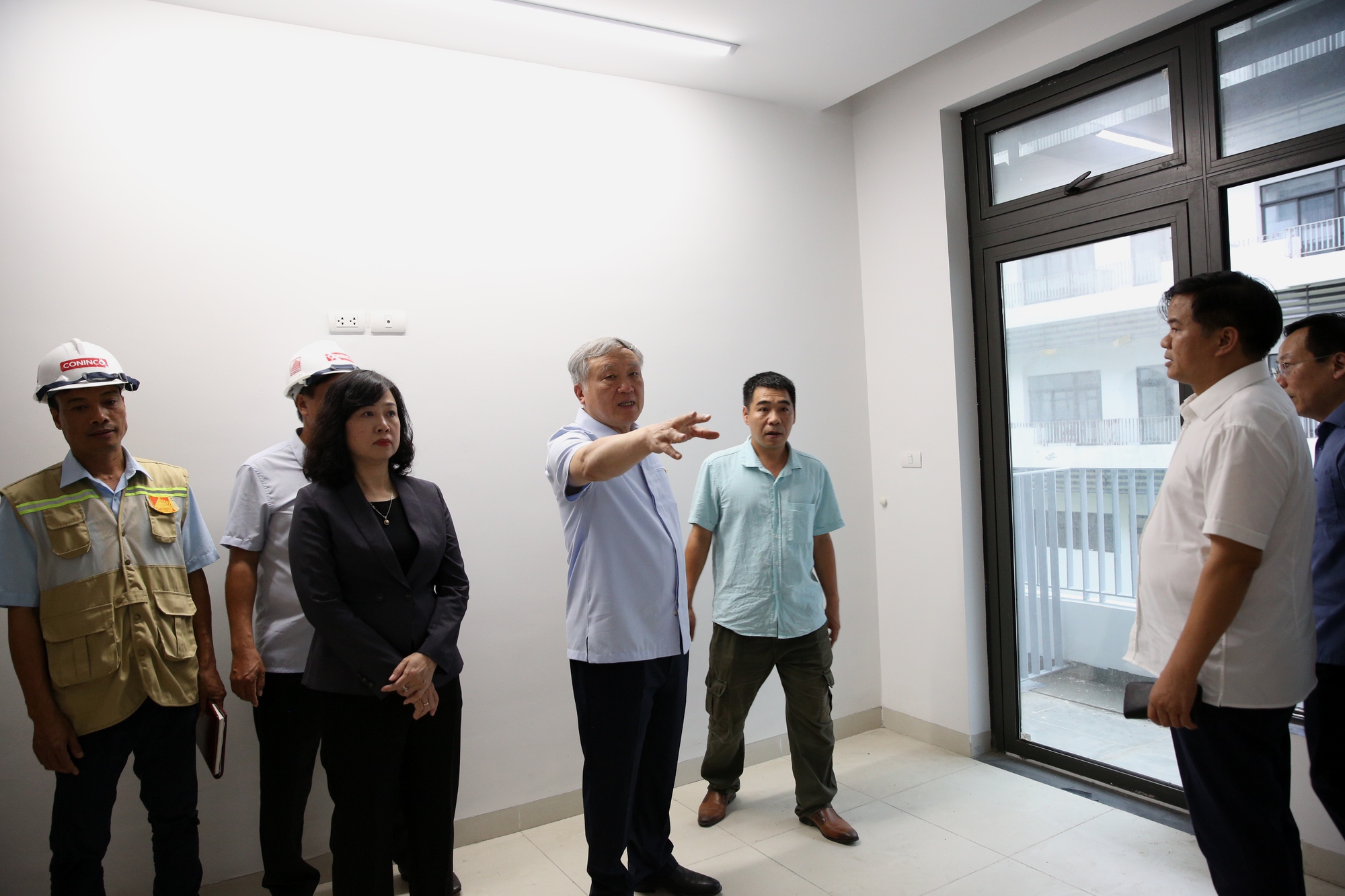Quyết tâm đưa dự án cơ sở 2 Bệnh viện Bạch Mai, Việt Đức vào hoạt động cuối năm 2025
- Ảnh 1. Quyết tâm đưa dự án cơ sở 2 Bệnh viện Bạch Mai, Việt Đức vào hoạt động cuối năm 2025
- Ảnh 1.