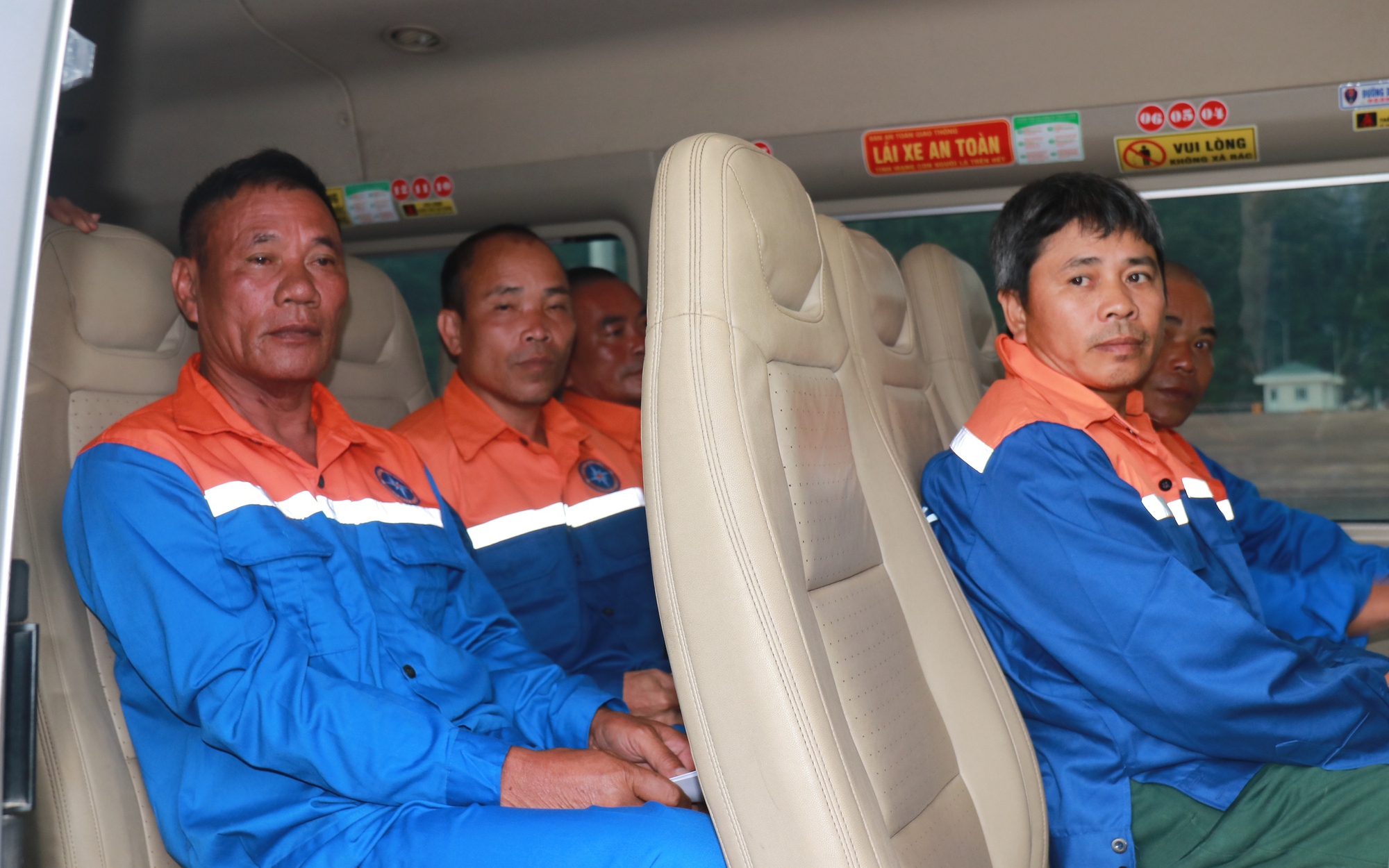 Hạnh phúc trở về từ nơi sóng dữ