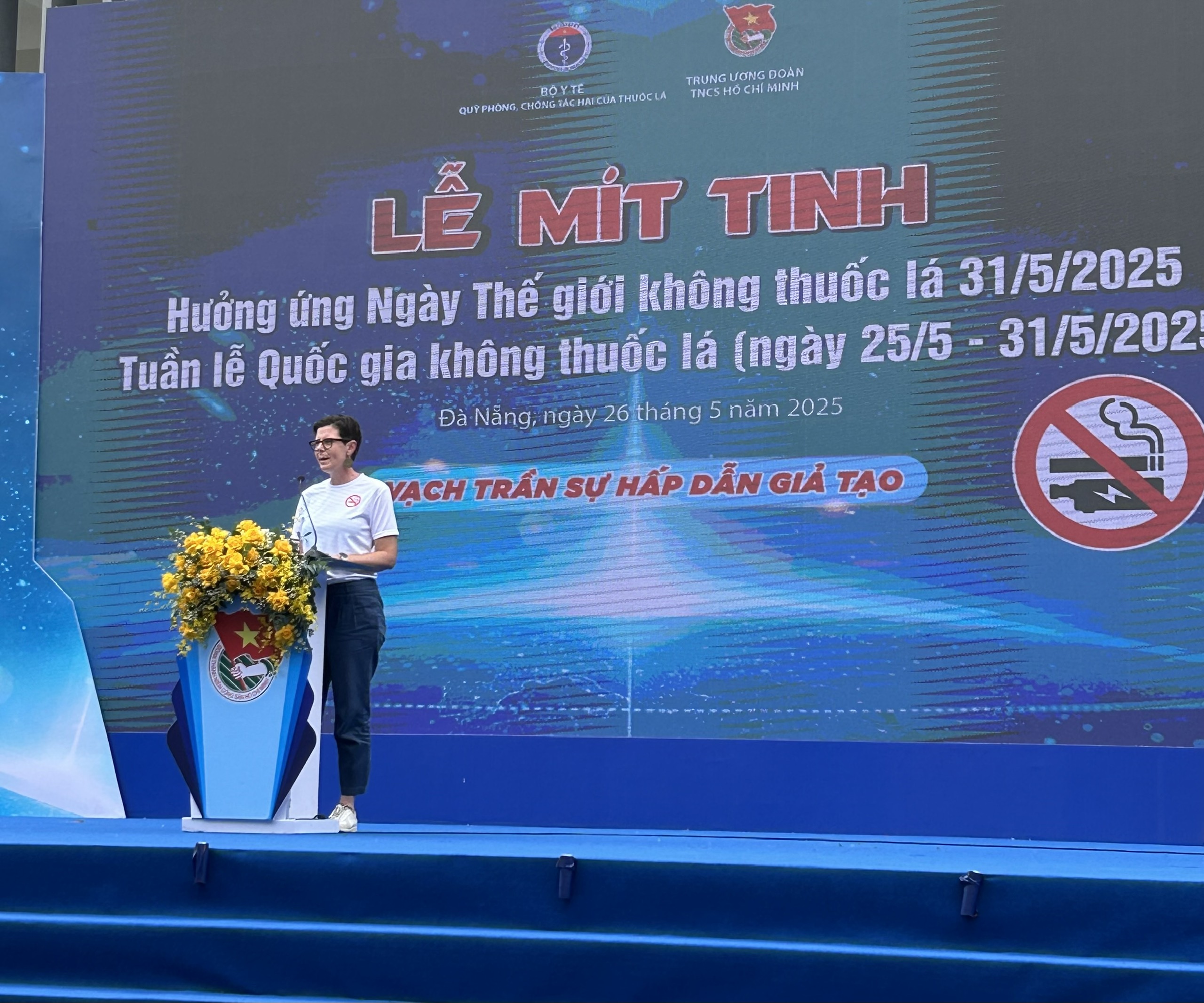 Sử dụng thuốc lá là một trong những mối đe dọa sức khỏe cộng đồng lớn nhất thế giới phải đối mặt- Ảnh 2.