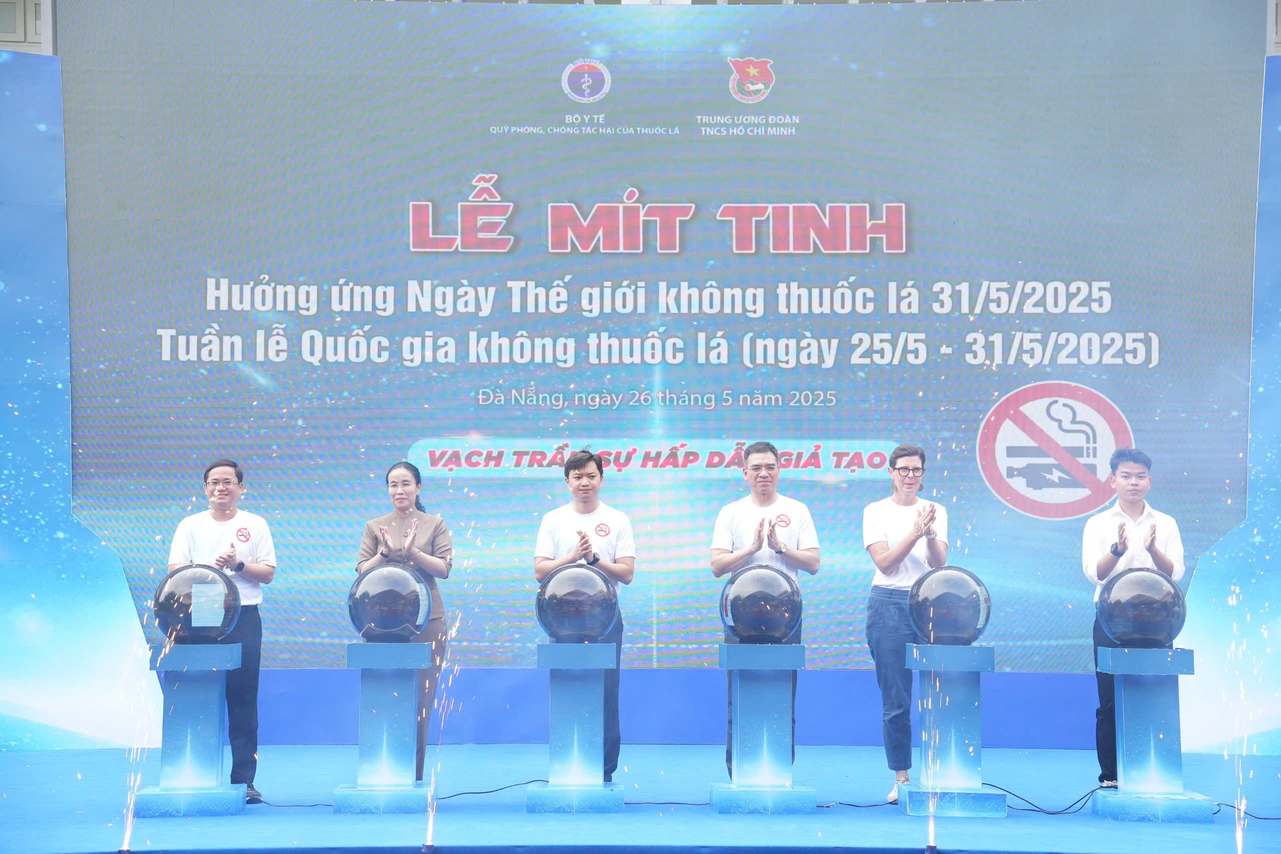 Sử dụng thuốc lá là một trong những mối đe dọa sức khỏe cộng đồng lớn nhất thế giới phải đối mặt- Ảnh 1.