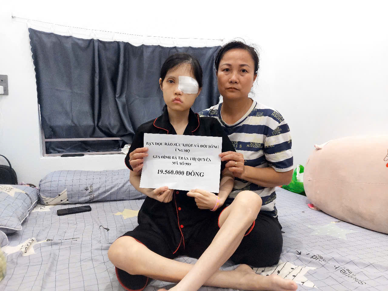Tấm lòng bạn đọc đến với gia đình người phụ nữ có con bị u bao sợi thần kinh ở Nam Định- Ảnh 1.