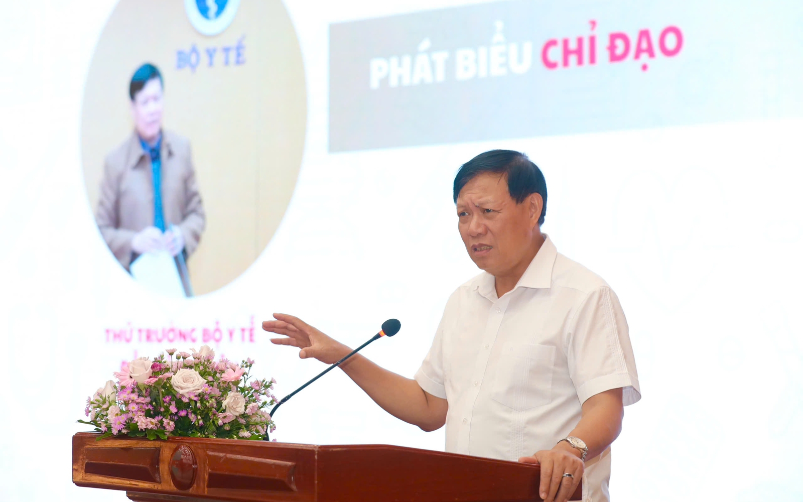 Thứ trưởng Bộ Y tế Đỗ Xuân Tuyên: Đấu tranh quyết liệt, xử lý nghiêm khắc nạn thuốc giả