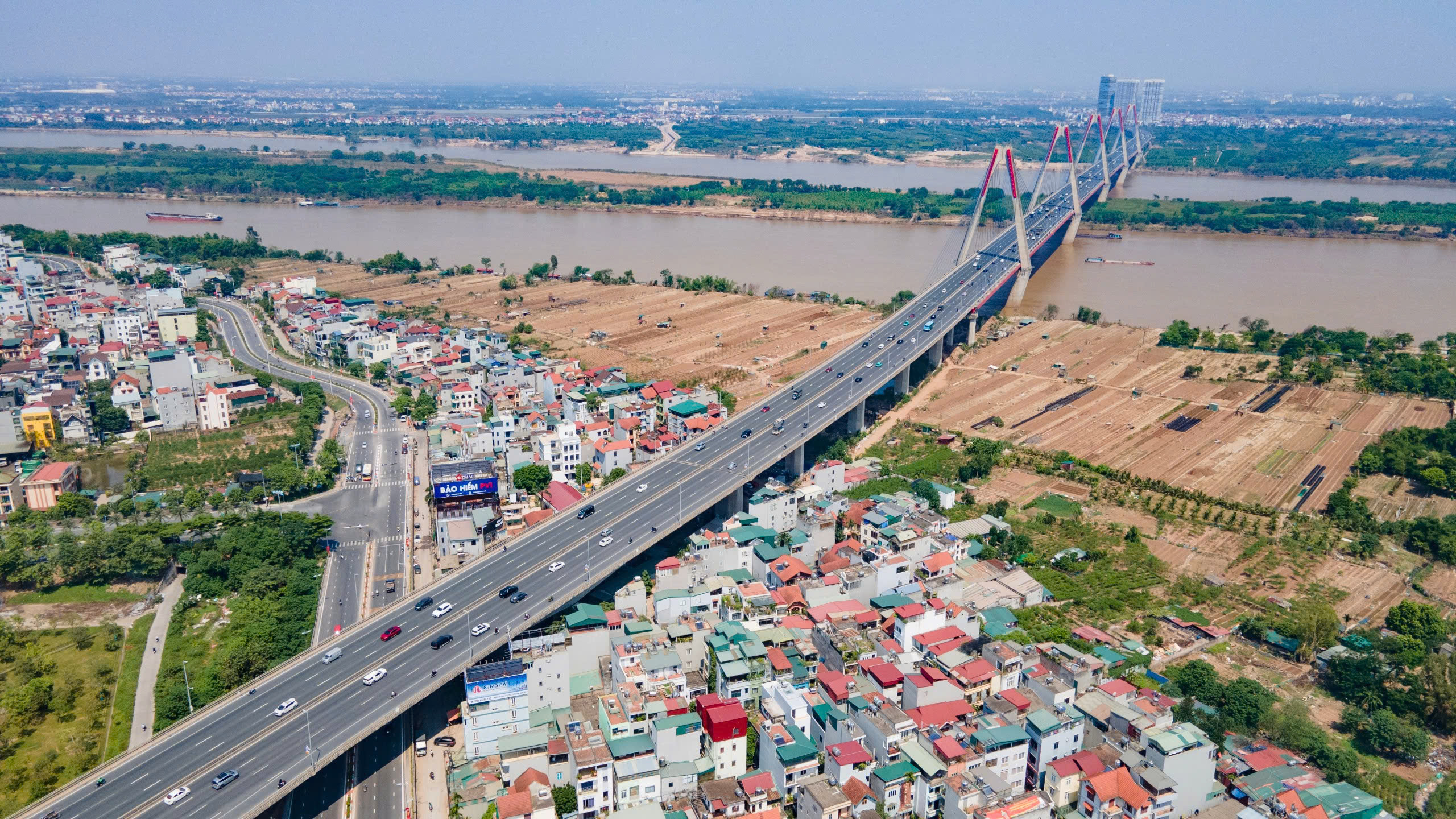 Hà Nội lại tách làn cứng ô tô, xe máy: Liệu có khả quan hơn Nguyễn Trãi?- Ảnh 2. Hà Nội lại tách làn cứng ô tô, xe máy: Liệu có khả quan hơn Nguyễn Trãi?- Ảnh 2.
