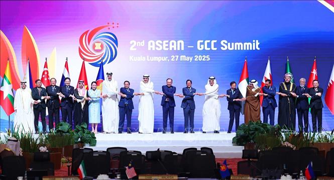 Hội nghị Cấp cao ASEAN: Thủ tướng Phạm Minh Chính đề xuất ASEAN và GCC xây dựng mô hình hợp tác liên khu vực thế hệ mới- Ảnh 1. Hội nghị Cấp cao ASEAN: Thủ tướng Phạm Minh Chính đề xuất ASEAN và GCC xây dựng mô hình hợp tác liên khu vực thế hệ mới- Ảnh 1.