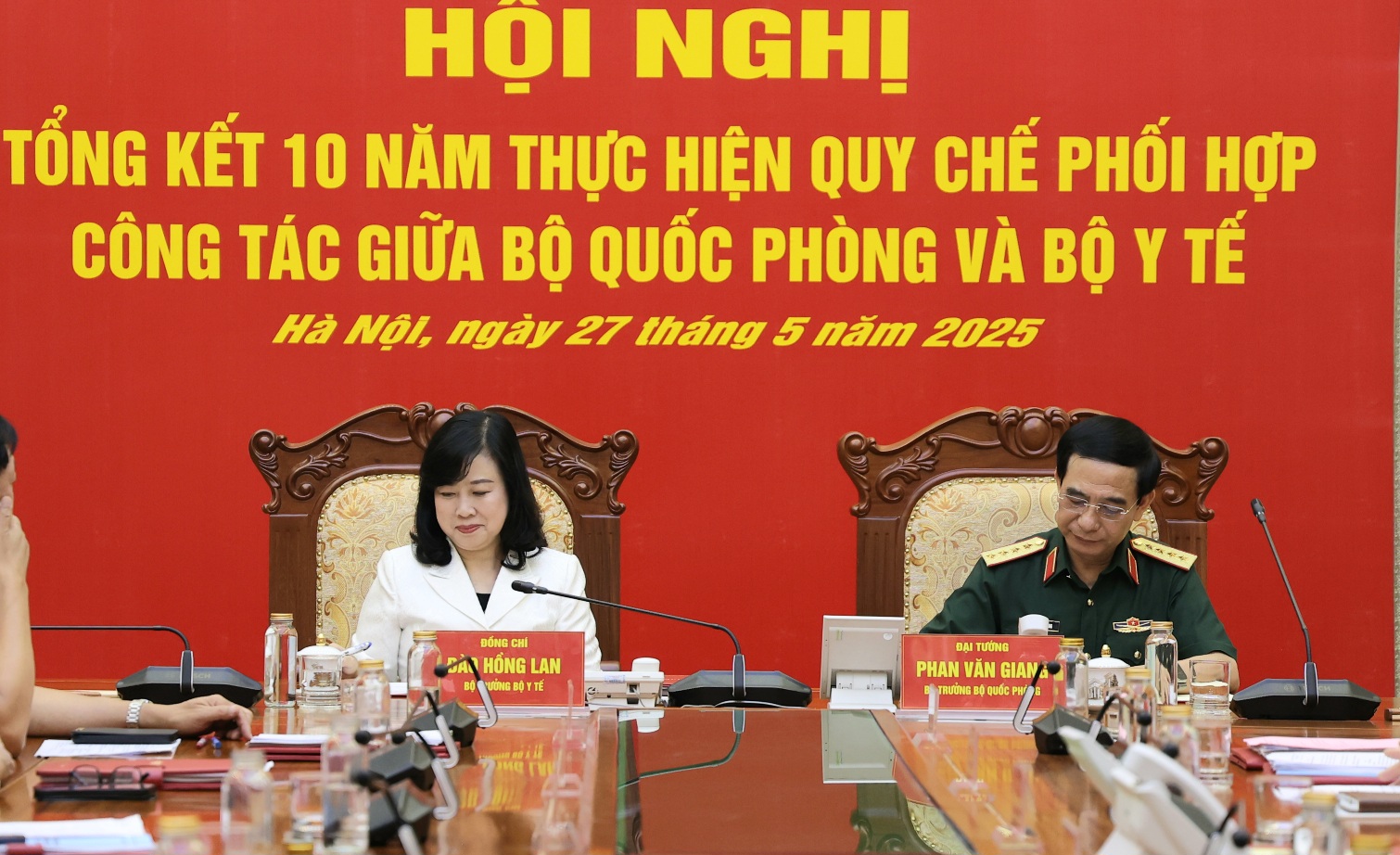 Tiếp tục triển khai thực hiện tốt công tác kết hợp quân dân y, phát triển y tế biển, đảo, vùng sâu, vùng xa, biên giới- Ảnh 2. Tiếp tục triển khai thực hiện tốt công tác kết hợp quân dân y, phát triển y tế biển, đảo, vùng sâu, vùng xa, biên giới- Ảnh 2.