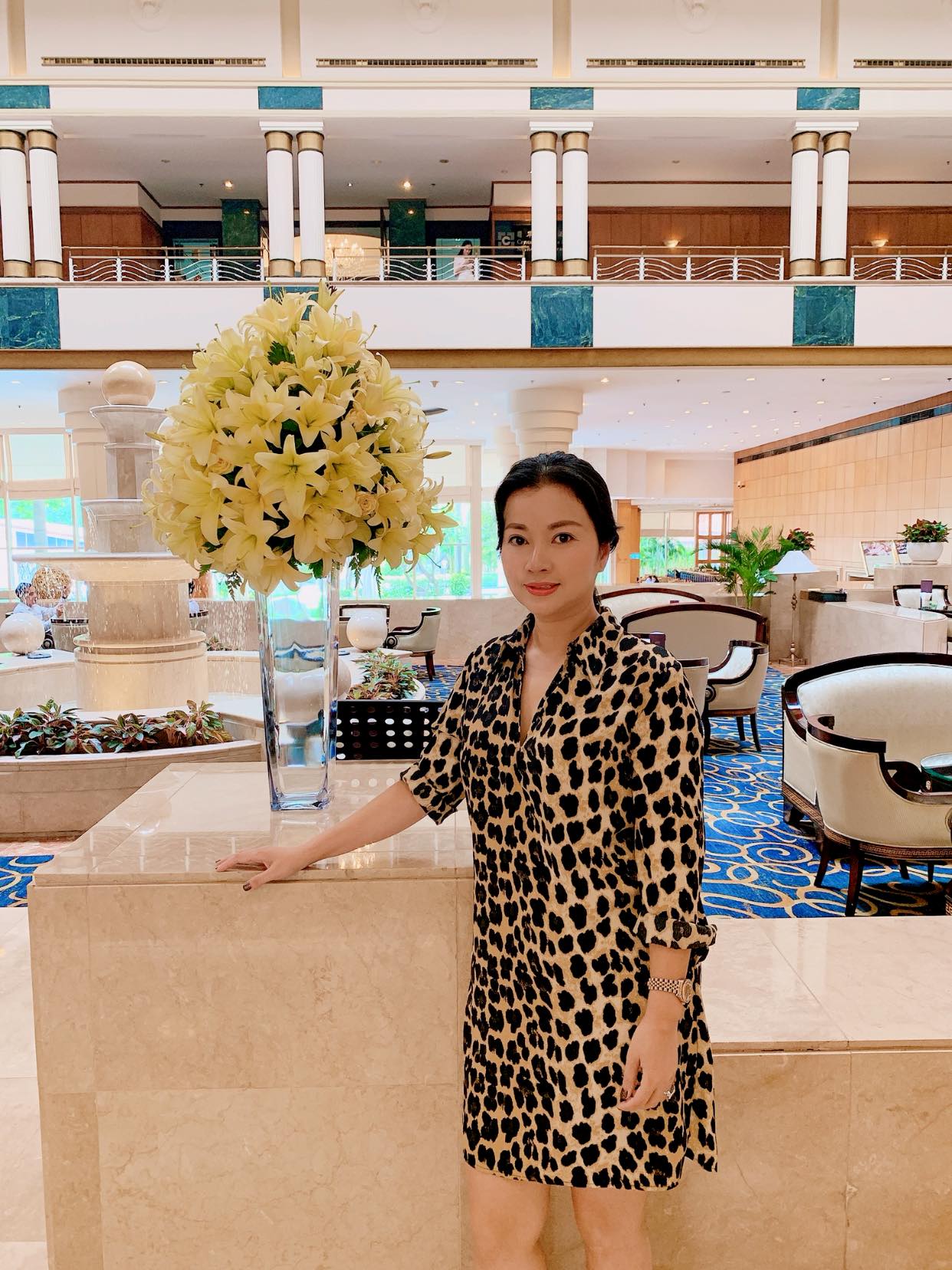 Mẹ ruột Á hậu Huyền My có tài sắc vẹn toàn, dốc lòng làm quản lý cho con gái- Ảnh 3. Mẹ ruột Á hậu Huyền My có tài sắc vẹn toàn, dốc lòng làm quản lý cho con gái- Ảnh 3.