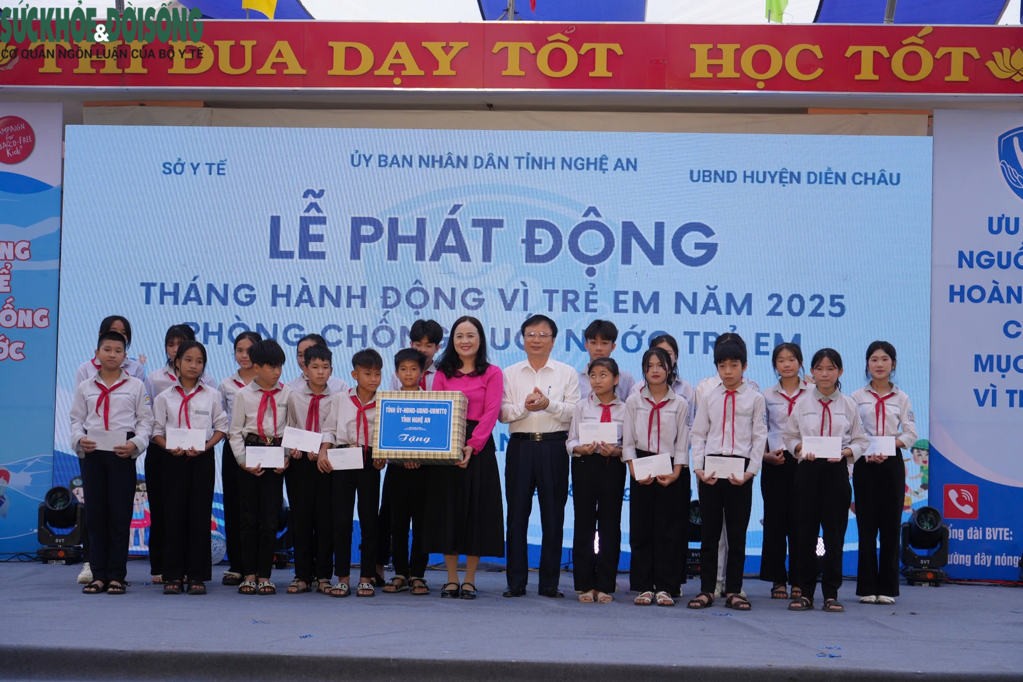 Nghệ An phát động Tháng hành động vì trẻ em: Cam kết cho một mùa hè an toàn- Ảnh 2. Nghệ An phát động Tháng hành động vì trẻ em: Cam kết cho một mùa hè an toàn- Ảnh 2.