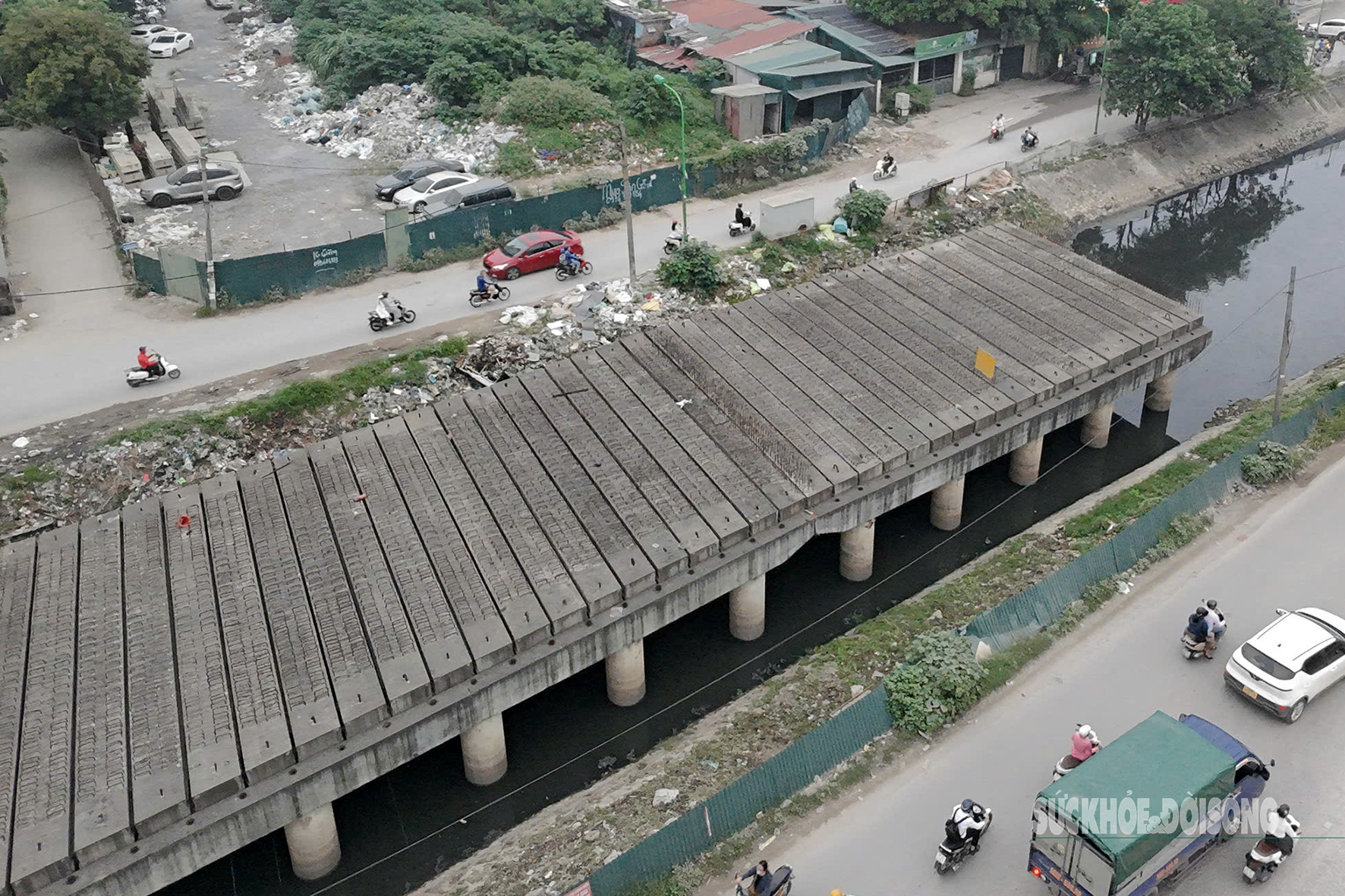 Hà Nội: 'Đánh thức' con đường nghìn tỉ sau 5 năm 'ngủ quên'- Ảnh 3. Hà Nội: 'Đánh thức' con đường nghìn tỉ sau 5 năm 'ngủ quên'- Ảnh 3.
