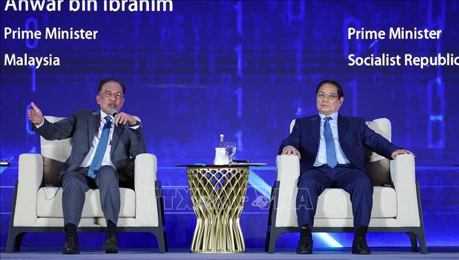 Thủ tướng dự Phiên thảo luận 'Lưới thông minh kết nối thông qua hợp tác tự chủ AI'- Ảnh 5. Thủ tướng dự Phiên thảo luận 'Lưới thông minh kết nối thông qua hợp tác tự chủ AI'- Ảnh 5.