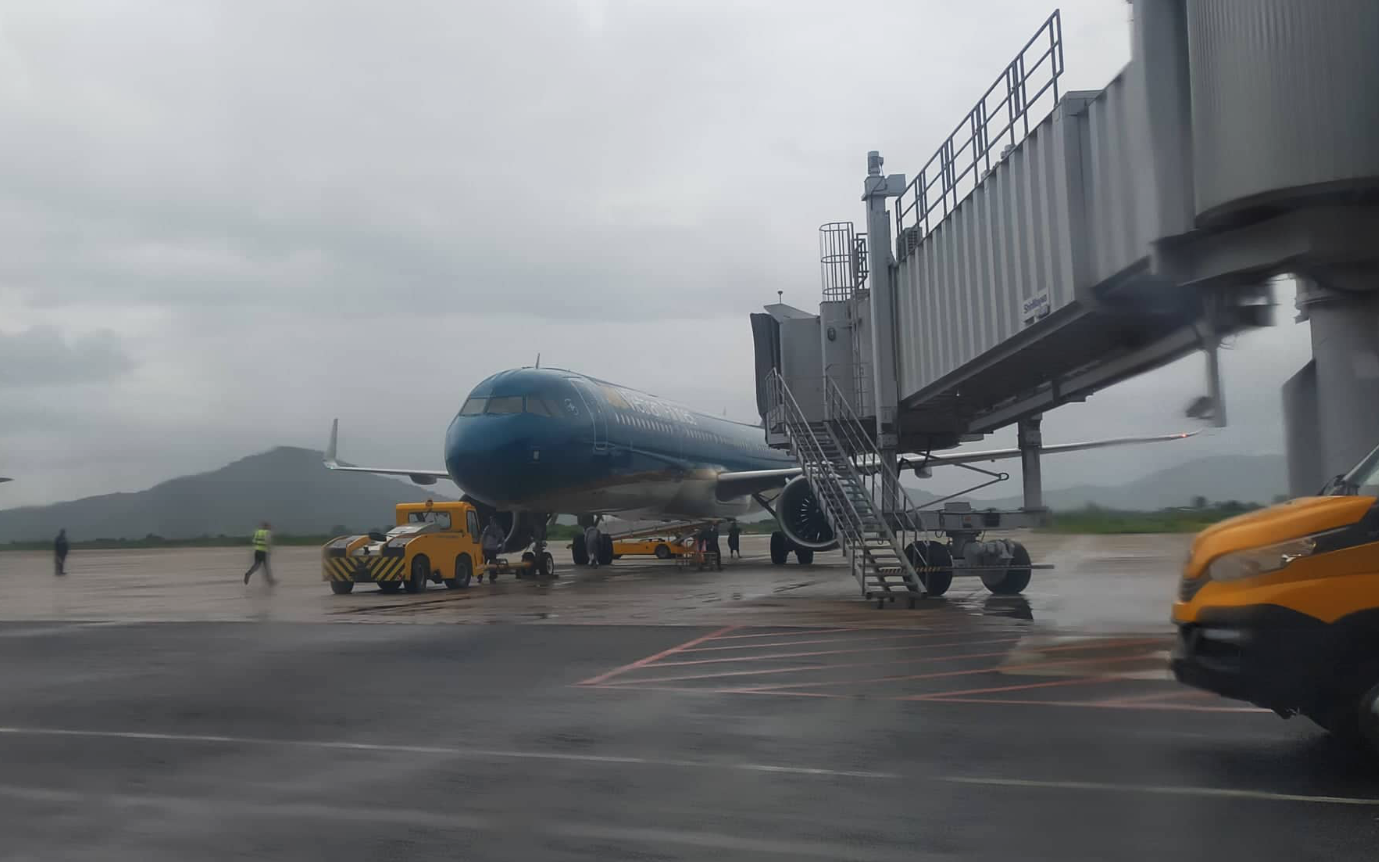 Mưa bão cận kề, Cục Hàng không yêu cầu đánh giá lại toàn diện rủi ro hạ tầng, đường bay