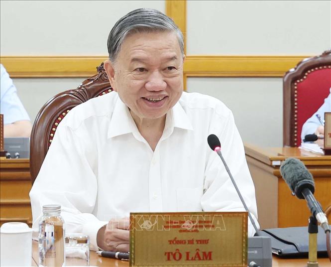 Tổng Bí thư Tô Lâm chủ trì cuộc họp cho ý kiến về tiến độ sắp xếp tổ chức bộ máy và đơn vị hành chính các cấp- Ảnh 5. Tổng Bí thư Tô Lâm chủ trì cuộc họp cho ý kiến về tiến độ sắp xếp tổ chức bộ máy và đơn vị hành chính các cấp- Ảnh 5.